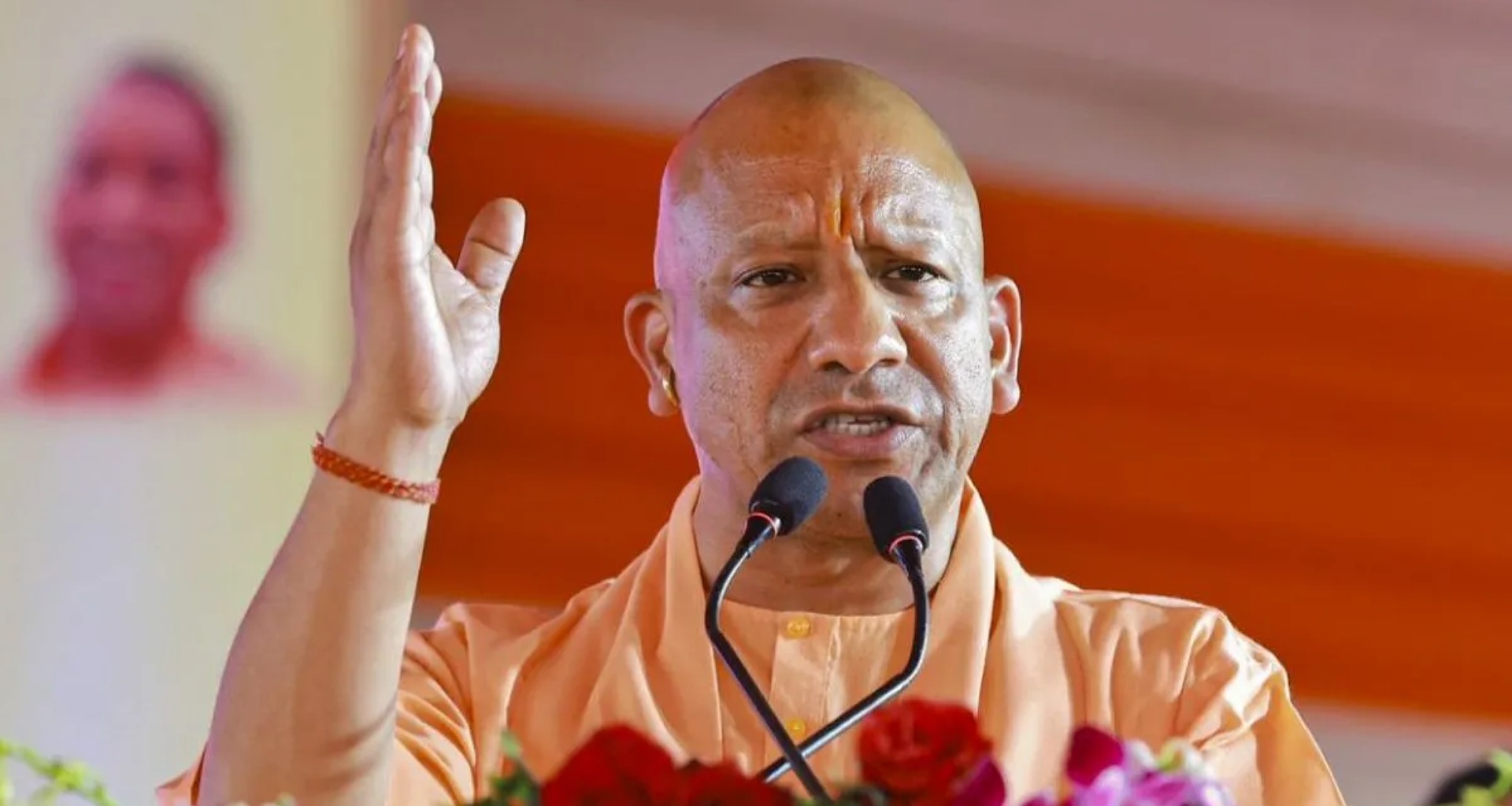 વારાણસીમાં સીએમ યોગીનું મોટું નિવેદન, કહ્યું- 'ફેક એકાઉન્ટ દ્વારા જાતિ સંઘર્ષનું કાવતરું ઘડવામાં આવી રહ્યું છે'