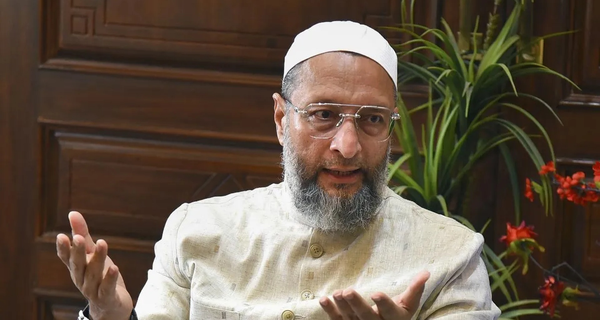 પાકિસ્તાન સામે ભારત ક્રિકેટ મેચ રમવા પર અસદુદ્દીન ઓવૈસીએ શું કહ્યું, જાણો તેમણે કોને નિશાન બનાવ્યા?