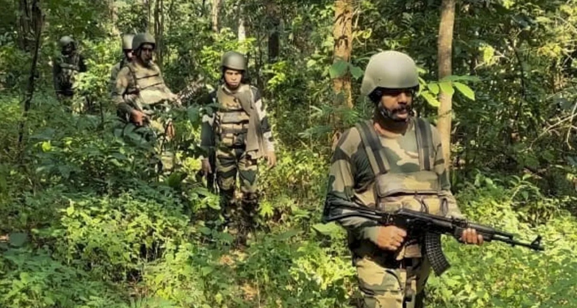 પાકિસ્તાન ડરમાં! સરહદ પરથી 72 આતંકવાદી લોન્ચપેડ દૂર