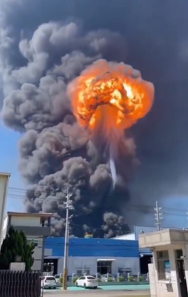 ચીનના ગાઓમી શહેરમાં એક કેમિકલ વર્કશોપમાં મોટો વિસ્ફોટ થયો, 5ના મોત