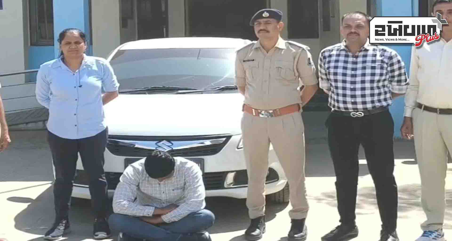 ડીસામાં નકલી એલસીબી પોલીસ આબાદ ઝડપાયો; વાહન ચાલકો પાસેથી રૂપિયા ઉઘરાવતા પોલીસે પકડ્યો