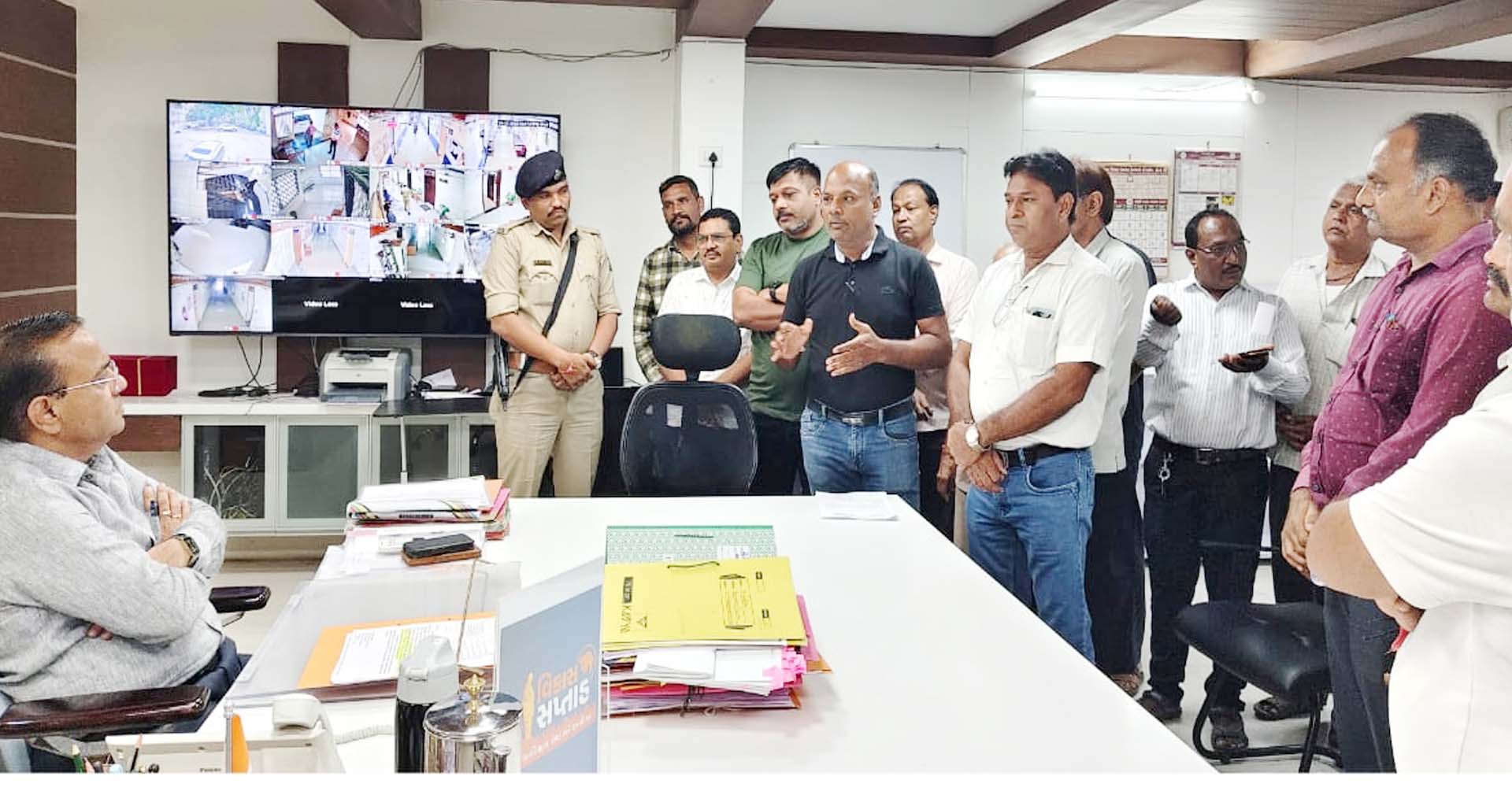 ઊંઝા સહિત રાજ્યભરની રેશન ડીલરોની પડતર માંગણીઓ નહીં ઉકેલાતા આવેદનપત્ર પાઠવ્યું