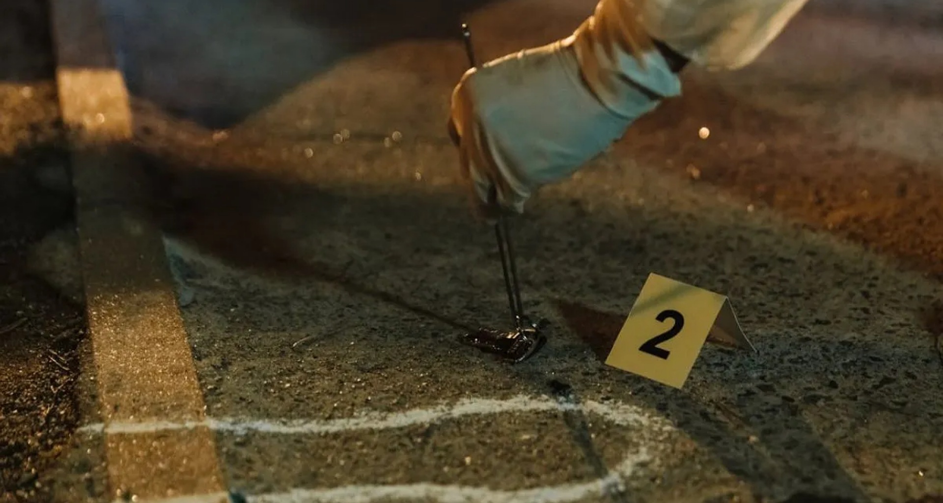 સુરતમાં ભયાનક ઘટના, મહિલાએ પોતાના પુત્ર સાથે  14મા માળેથી કૂદી જીવન ટૂંકાવ્યું