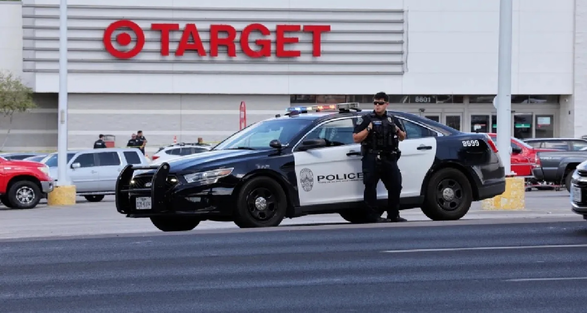 અમેરિકાના ટેક્સાસમાં અંધાધૂંધ ગોળીબાર, 3 લોકોના મોત; હુમલાખોર ઝડપાયો