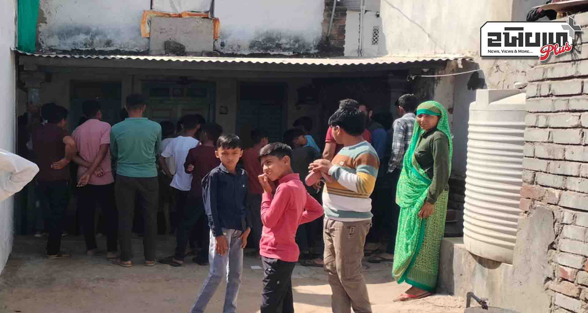 વડગામ ના ટીંબાચુડી ગામે એકજ રાતમાં બે મકાનને તસ્કરોએ નિશાન બનાવ્યા: લાખોની મત્તાની ચોરી