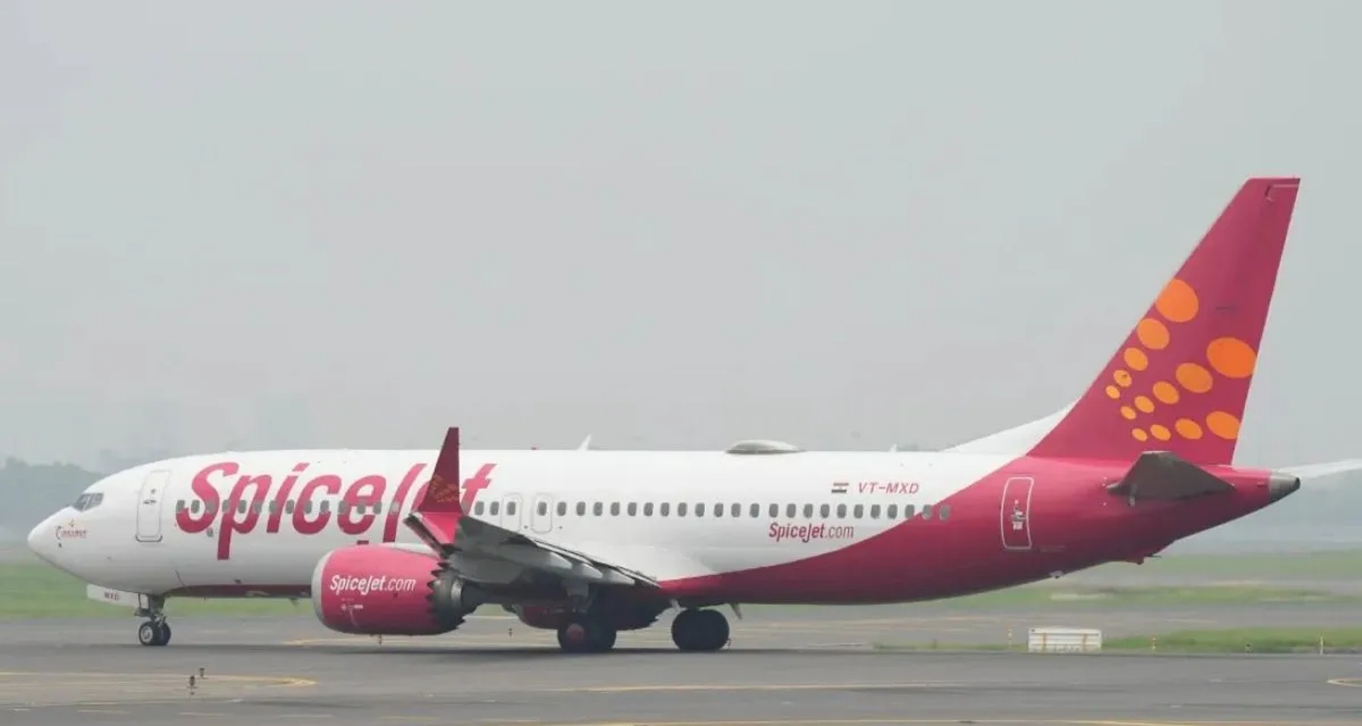 મુંબઈ-કોલકાતા ફ્લાઈટનું એન્જિન ખરાબ, ઈમરજન્સી લેન્ડિંગ કરાવ્યું