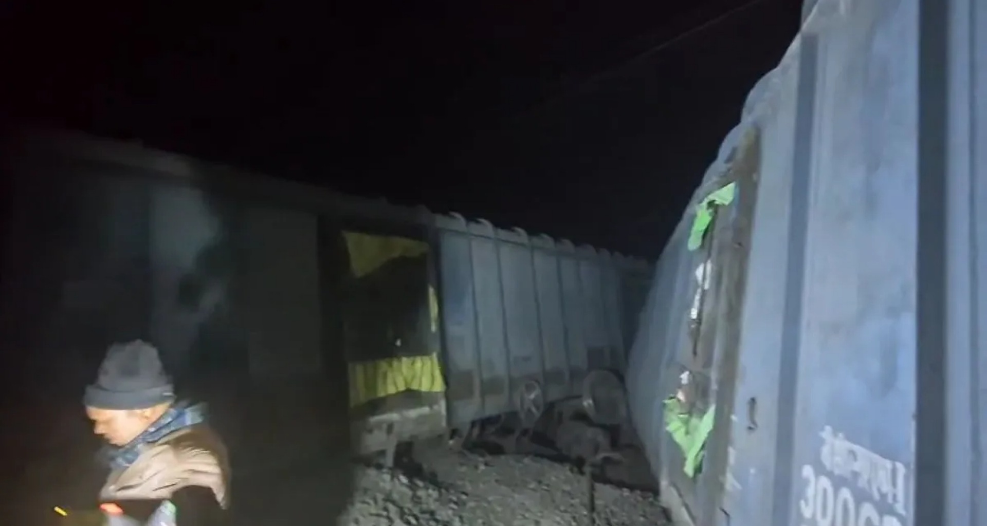 બિહારમાં રેલ દુર્ઘટના: માલગાડીના ડબ્બા પાટા પરથી ઉતરી ગયા, અપ અને ડાઉન લાઇન પર ટ્રાફિક ખોરવાયો