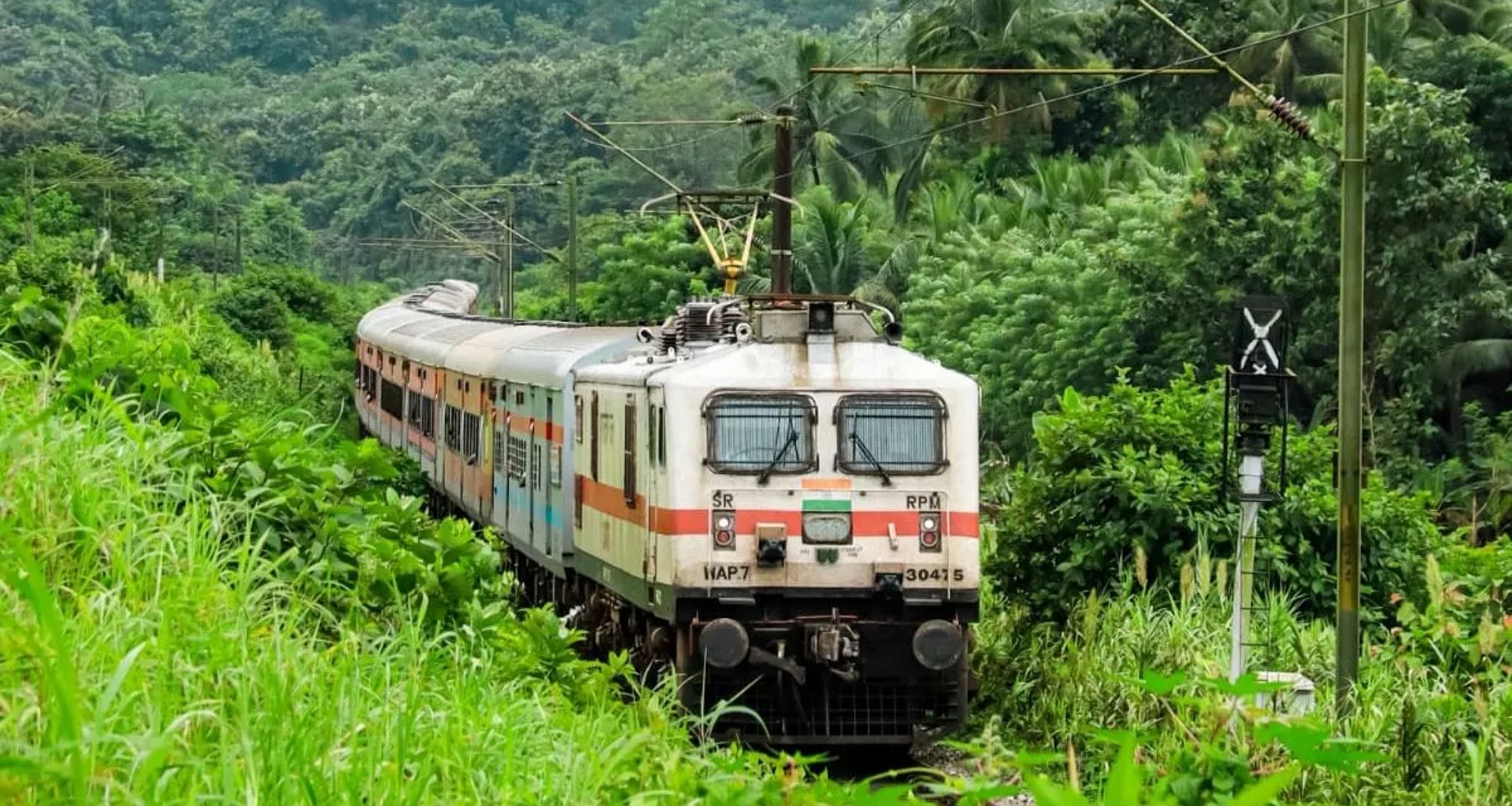IRCTC એ ખાસ ટ્રેનો માટે બુકિંગ શરૂ કર્યું, આ 3 રૂટ પર નવી ટ્રેનોની જાહેરાત કરી