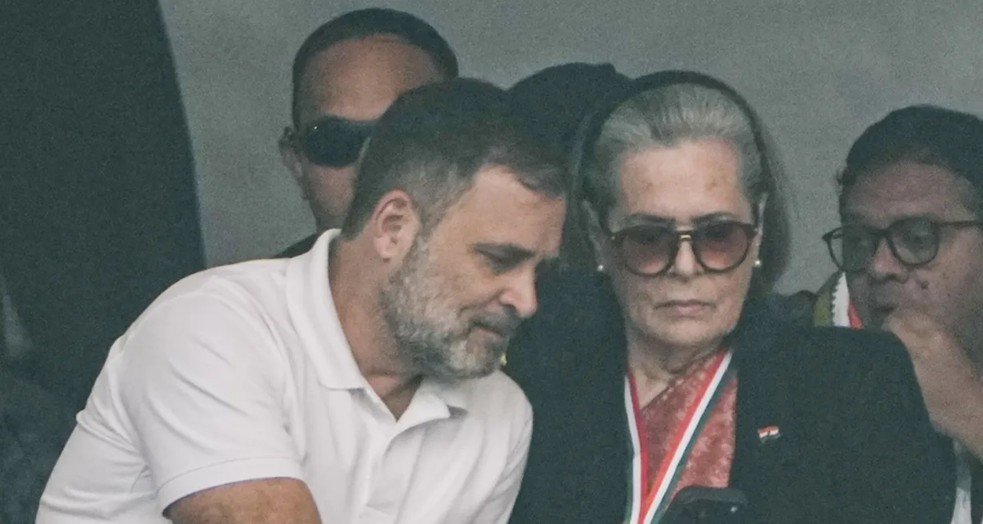 નેશનલ હેરાલ્ડ કેસમાં દિલ્હી હાઈકોર્ટે રાહુલ ગાંધી અને સોનિયા ગાંધીને નોટિસ ફટકારી, EDની અરજી પર કાર્યવાહી