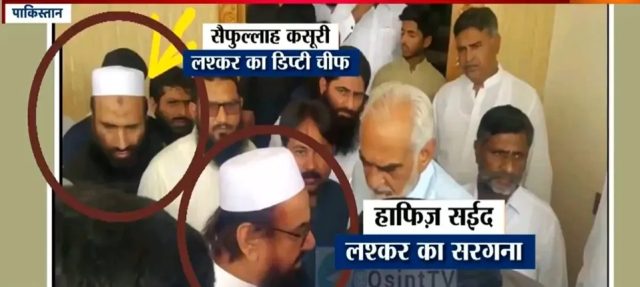 નવા ફોટામાં પહેલગામ હુમલાના માસ્ટરમાઇન્ડ સૈફુલ્લાહ કસુરી સાથે દેખાયો આતંકવાદી હાફિઝ સઈદ
