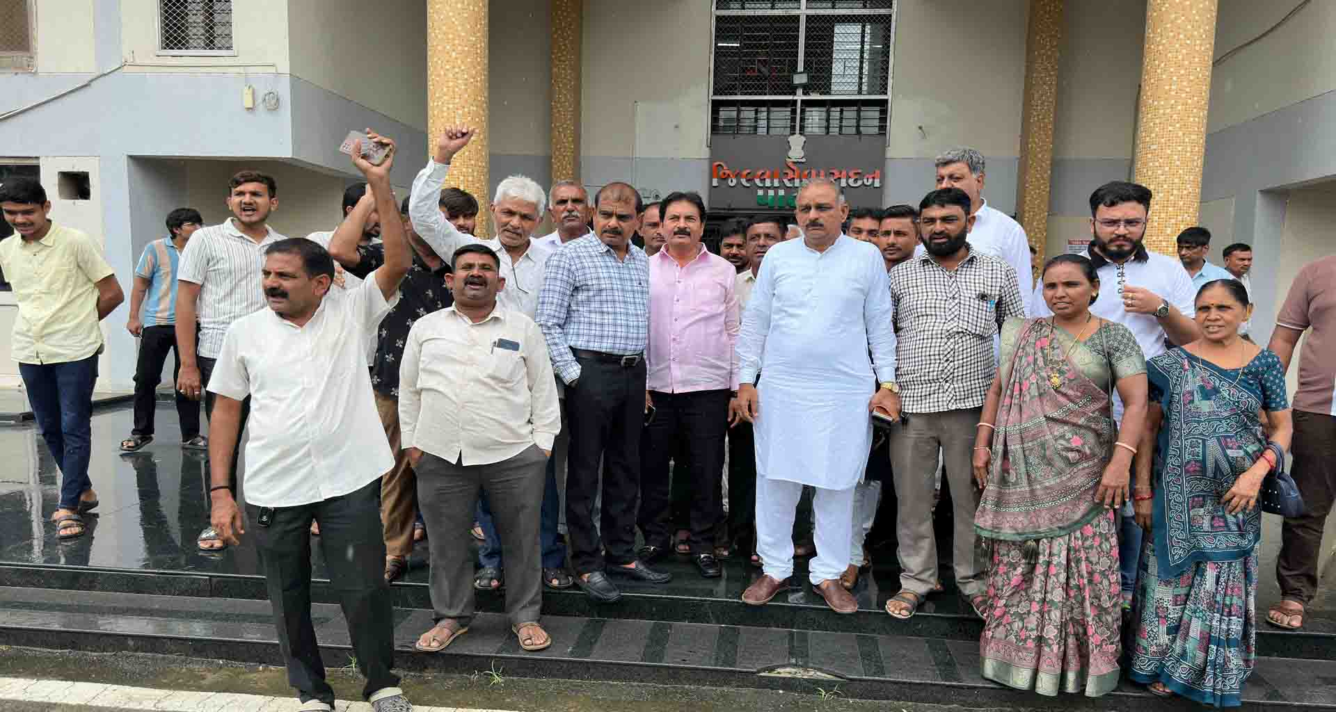 સંકલન બેઠકમાં કલેકટરની ખાતરી મળતા પાટણ ધારાસભ્યે પ્રતિકાત્મક ભૂખ હડતાલ મૌકુફ રાખી