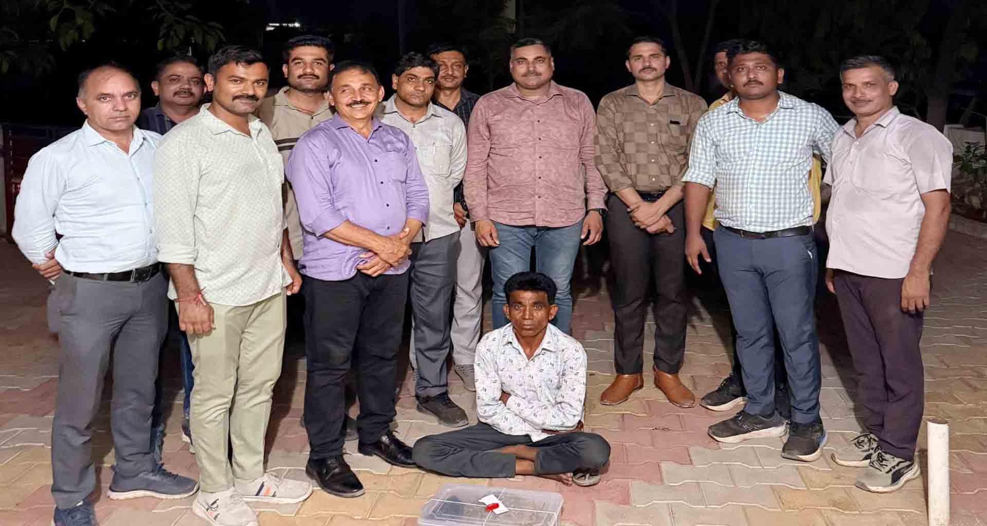 ડીસાના ગવાડી વિસ્તારમાંથી ગાંજા સાથે એક શખ્સ ઝડપાયો