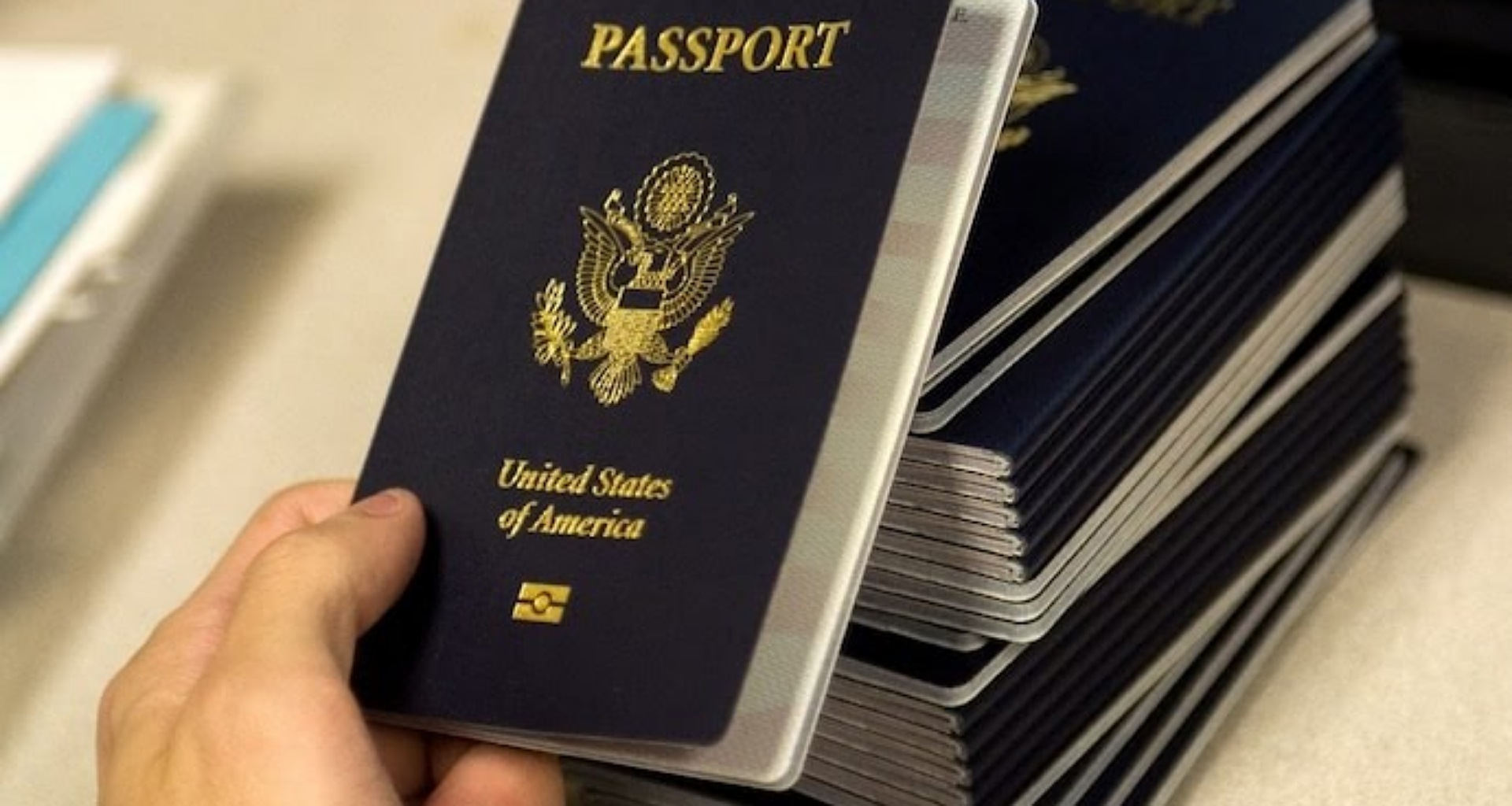 ડોલરનું સ્વપ્ન વિરુદ્ધ વાસ્તવિકતા: અમેરિકામાં 80 લાખ રૂપિયાનો પગાર લાગે તેટલો મોટો કેમ નથી?