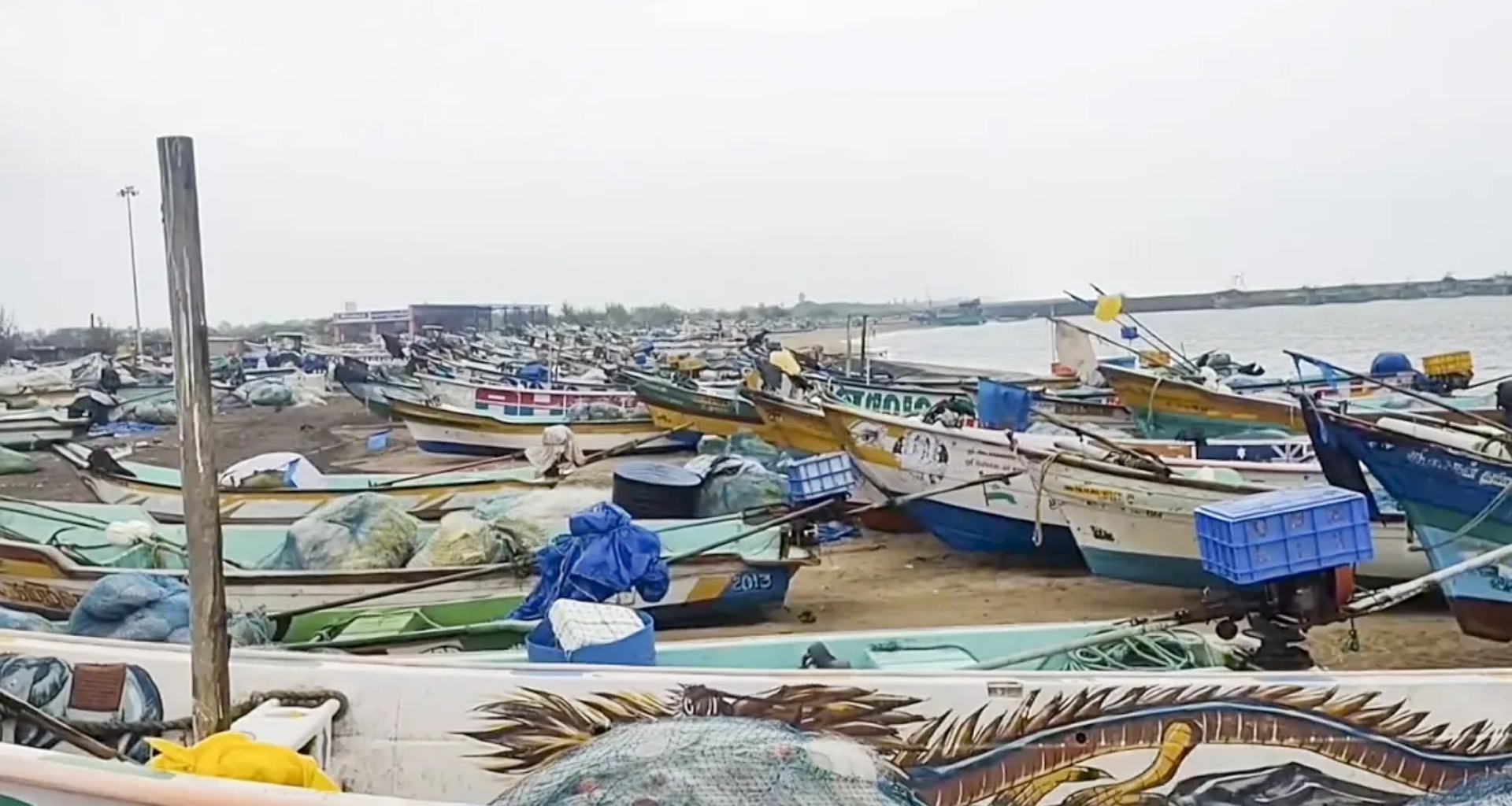 શ્રીલંકામાં વાવાઝોડા દિત્વામાં 46 લોકોના મોત, PM મોદીએ સહાયની જાહેરાત કરી, આ ભારતીય રાજ્યોમાં પણ એલર્ટ