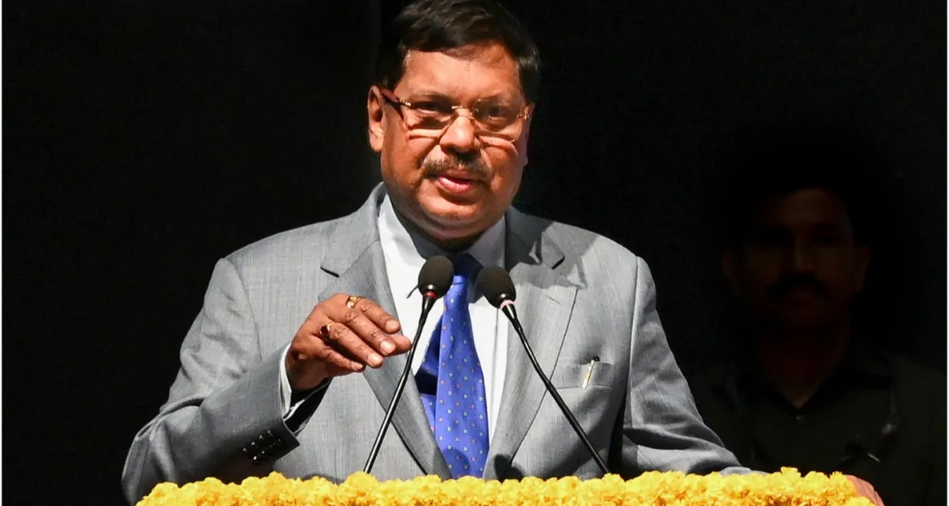 સફળતા પરીક્ષાના ગુણથી નહીં, સખત મહેનતથી નક્કી થાય છે', CJI બીઆર ગવઈનું નિવેદન