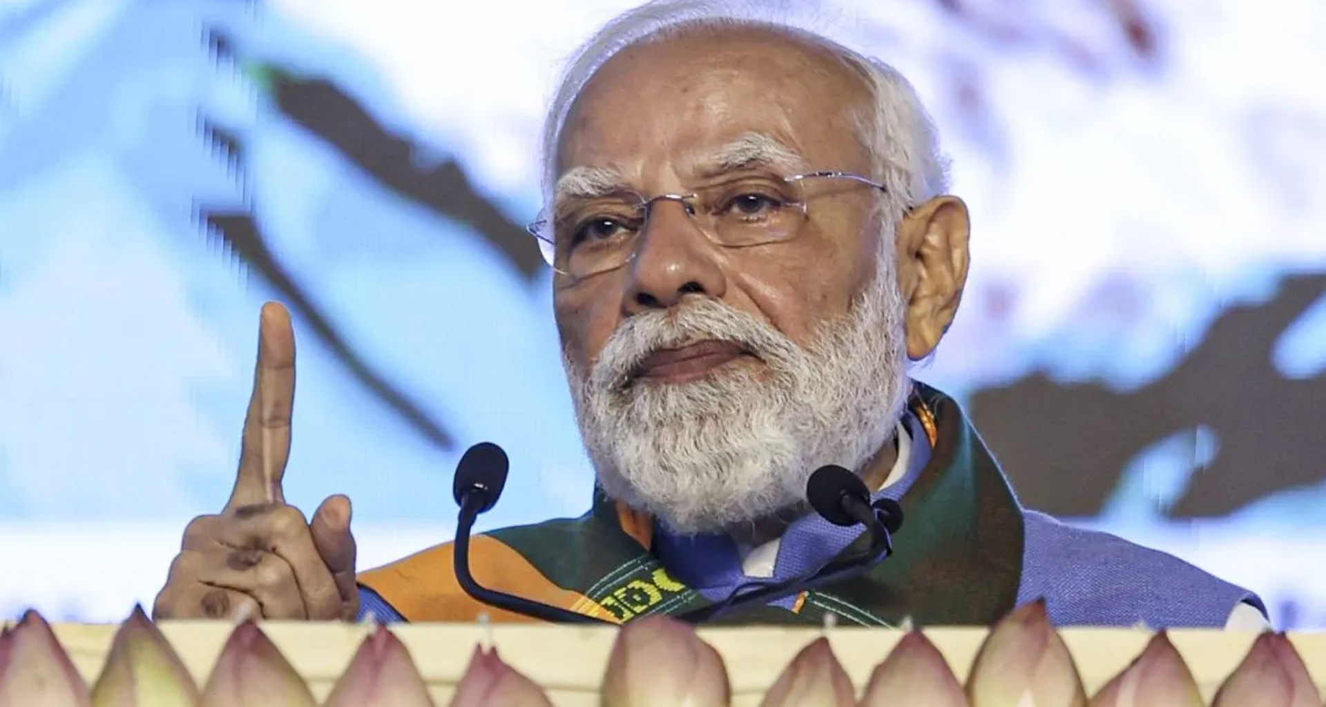 પ્રધાનમંત્રી નરેન્દ્ર મોદી 25 નવેમ્બરના રોજ અયોધ્યામાં રામ મંદિરમાં ધ્વજવંદન સમારોહમાં હાજરી આપશે