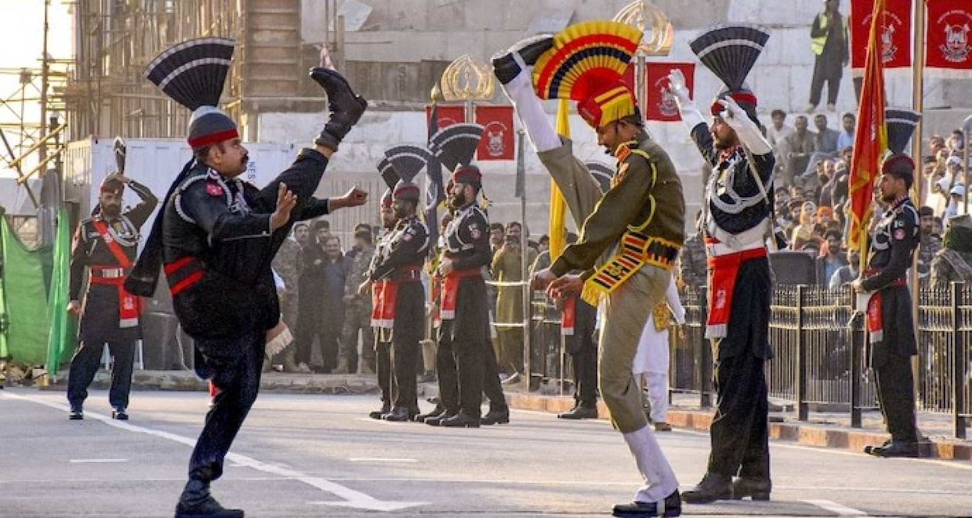 અટારી-વાઘા બોર્ડર રિટ્રીટ ઇવેન્ટ આજે પ્રતિબંધિત રીતે ફરી શરૂ થશે: સૂત્રો