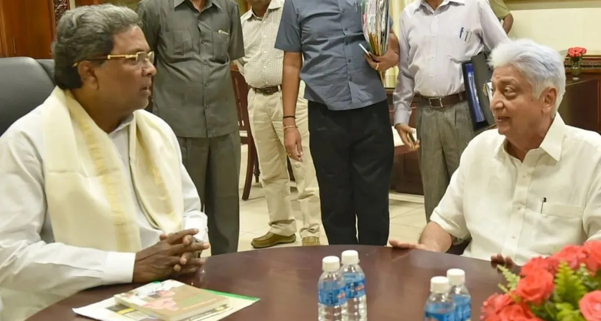 બેંગલુરુ ટ્રાફિક જામ અંગે મુખ્યમંત્રી સિદ્ધારમૈયાએ અઝીમ પ્રેમજીને પત્ર લખ્યો