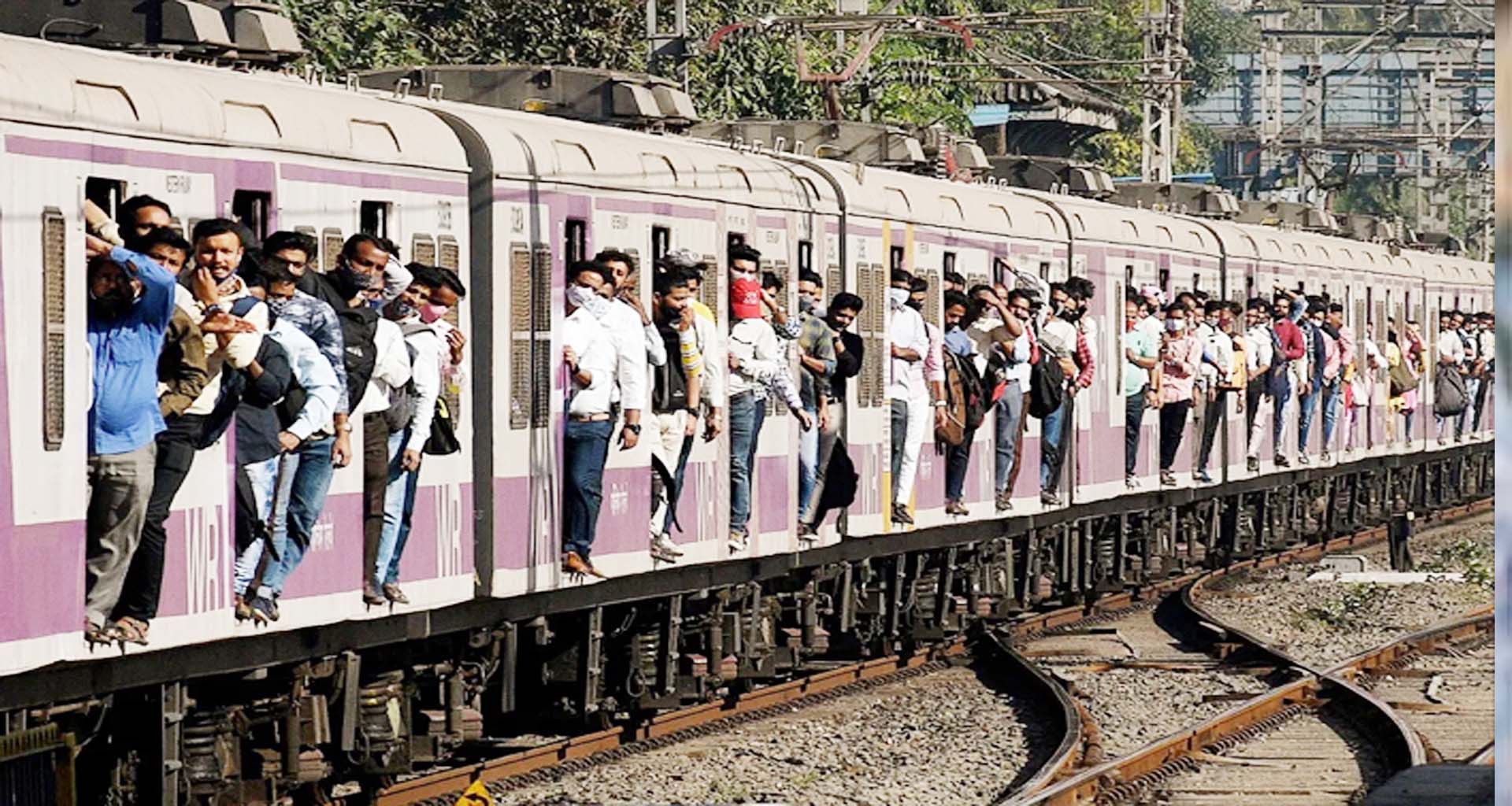 મુંબઈ ટ્રેન અકસ્માત બાદ રેલવે દ્વારા મોટી જાહેરાત, લોકલ ટ્રેનોમાં ઓટોમેટિક દરવાજા લગાવાશે