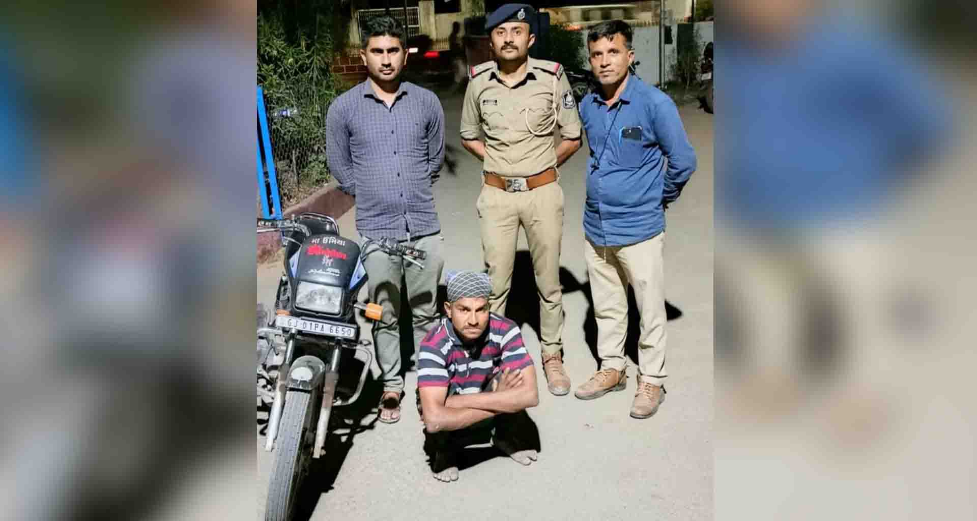 પાટણ; ચોરીના મોટર સાયકલ સાથે એકની અટકાયત