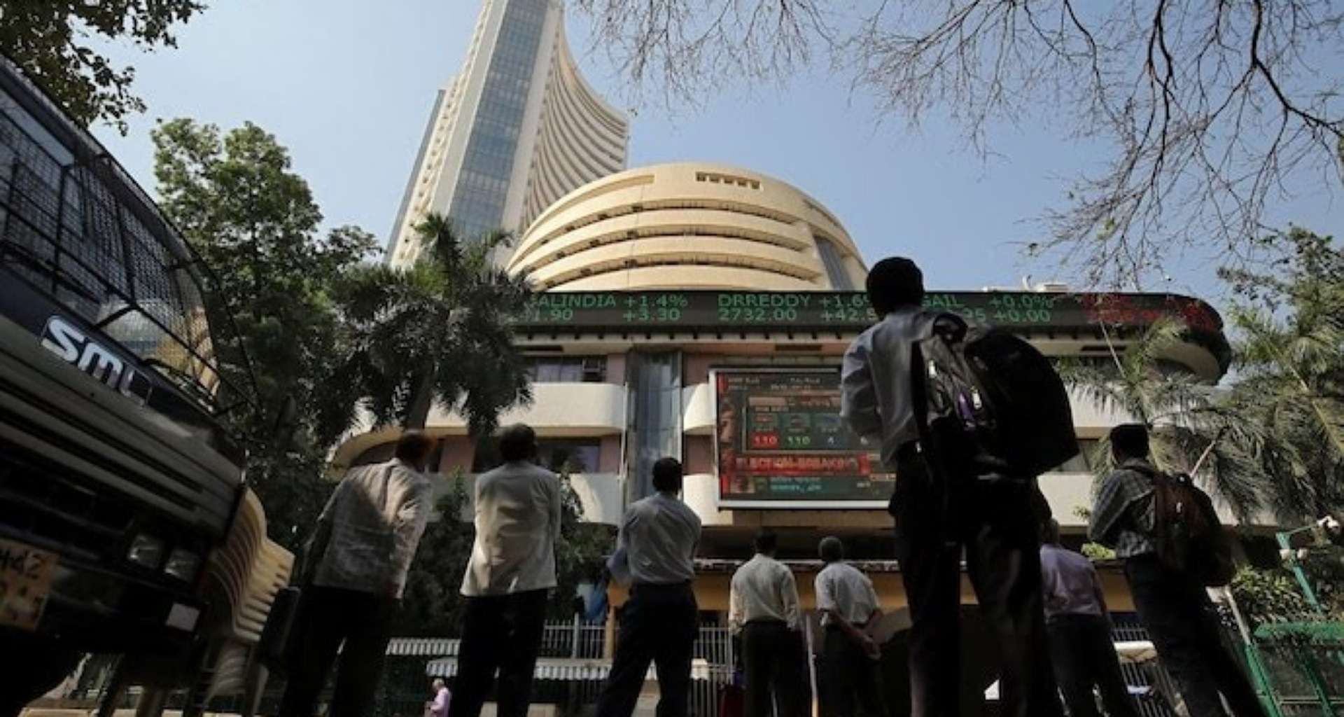 આજના જોવાલાયક શેર: રિલાયન્સ ઇન્ફ્રા, યસ બેંક, BEL, HAL, REC, પાવર ગ્રીડ