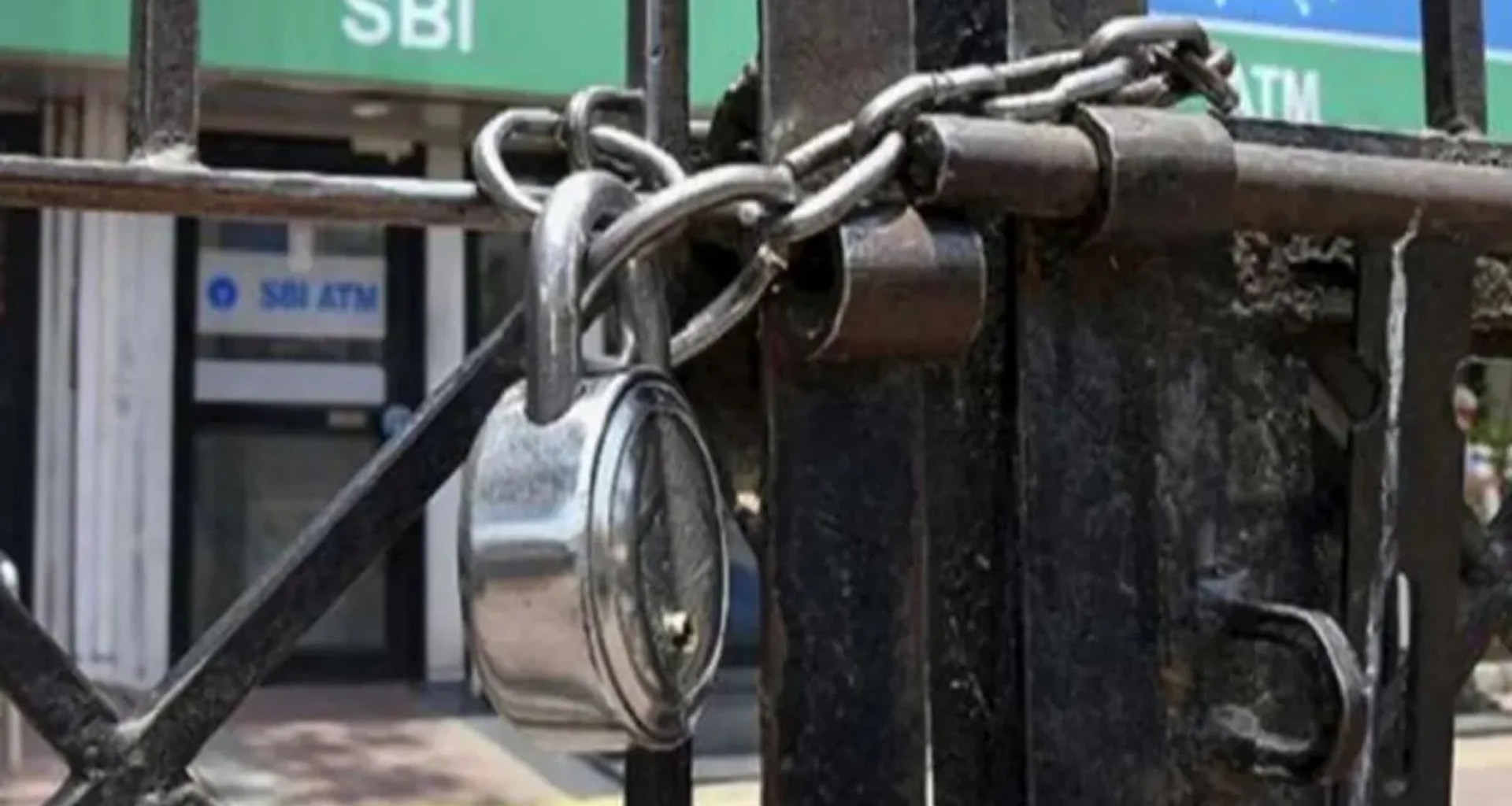 સપ્ટેમ્બર 2025 માં બેંક રજાઓ: કુલ 15 દિવસ બેંકો બંધ રહેશે