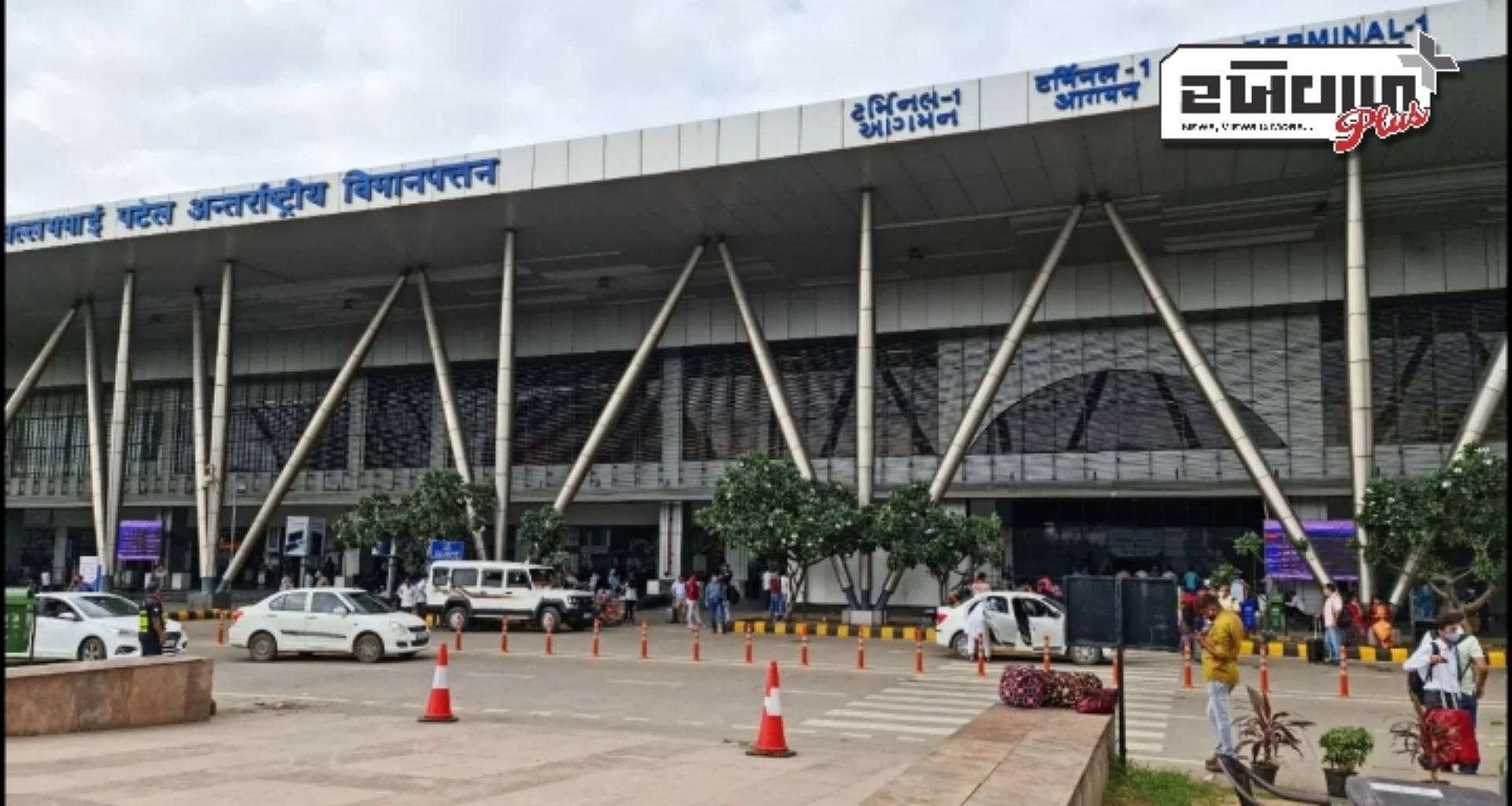 સાઉદી અરેબિયાથી ઉડાન ભરેલું વિમાન સીધું અમદાવાદ પહોંચ્યું, સીટ નીચેથી મળી આવ્યો ધમકી ભરેલો પત્ર