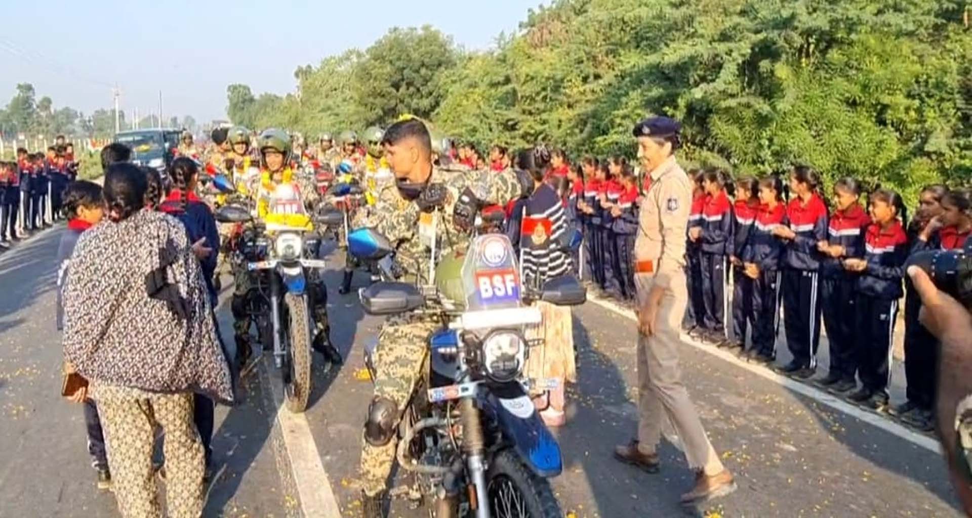 ભાભરમાં જમ્મુ કાશ્મીરથી નિકળેલ બીએસએફ જવાનોની બાઇક રેલીનું સ્વાગત કરાયું