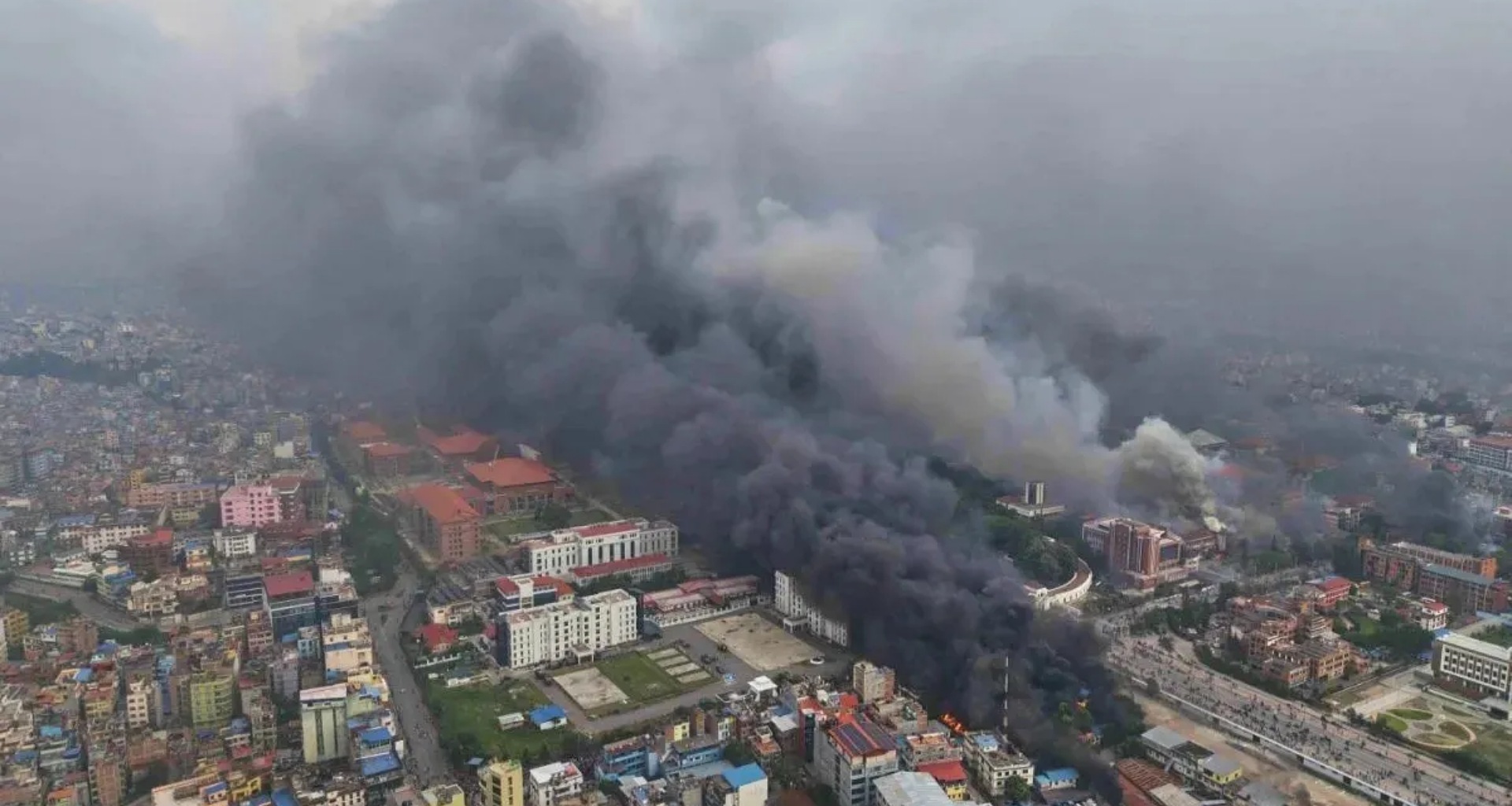 નેપાળના પૂર્વ પીએમના પત્નીનું બળીને મોત; હવે ભારતમાં સારવાર લેવામાં આવશે; જાણો તેમની સ્થિતિ