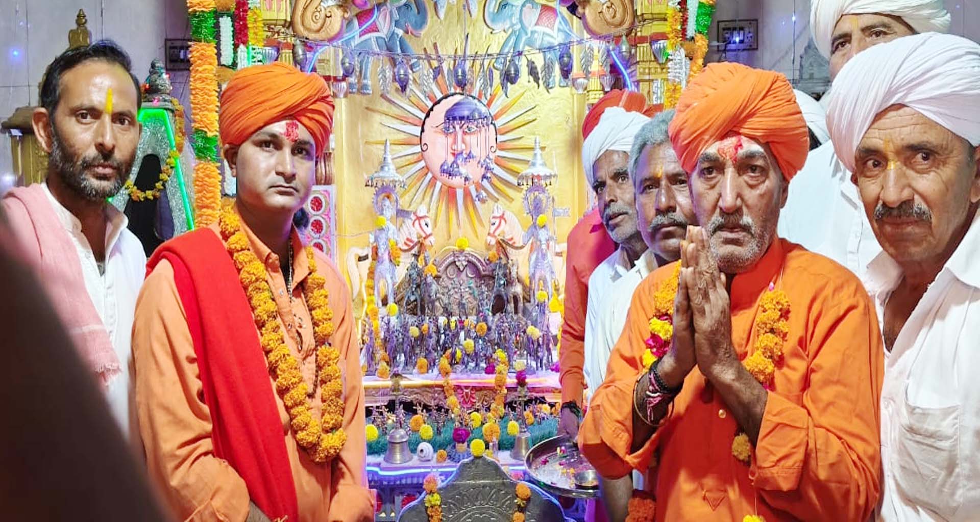 પેપળુ મઠ નકળંગ ધામના મહંત પદે હરદેવપુરીજી મહારાજની ચાદરવિધિ થઇ