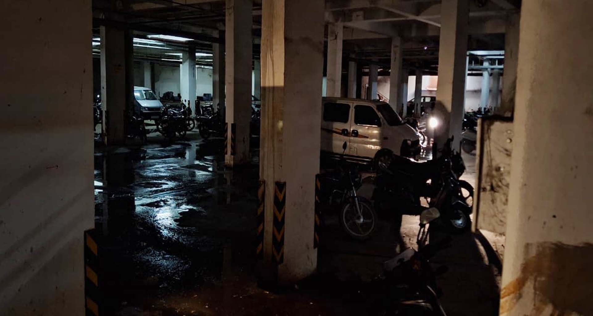 પાલનપુર બસપોર્ટના પાર્કિંગમાં લાઈટો બંધ : વાહન ચાલકો પરેશાન