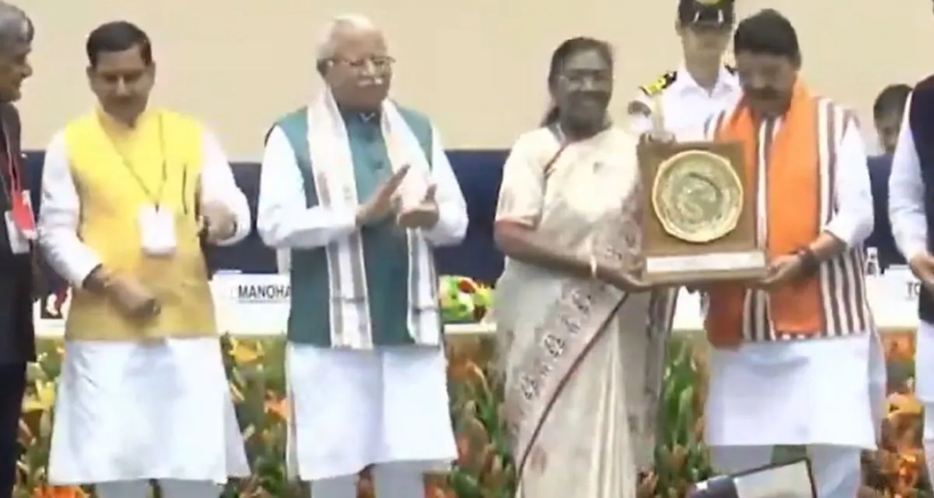 ઇન્દોરે સતત 8મી વખત સૌથી સ્વચ્છ શહેરમાં પ્રથમ સ્થાન મેળવ્યું, આ શહેરો બીજા અને ત્રીજા સ્થાને રહ્યા