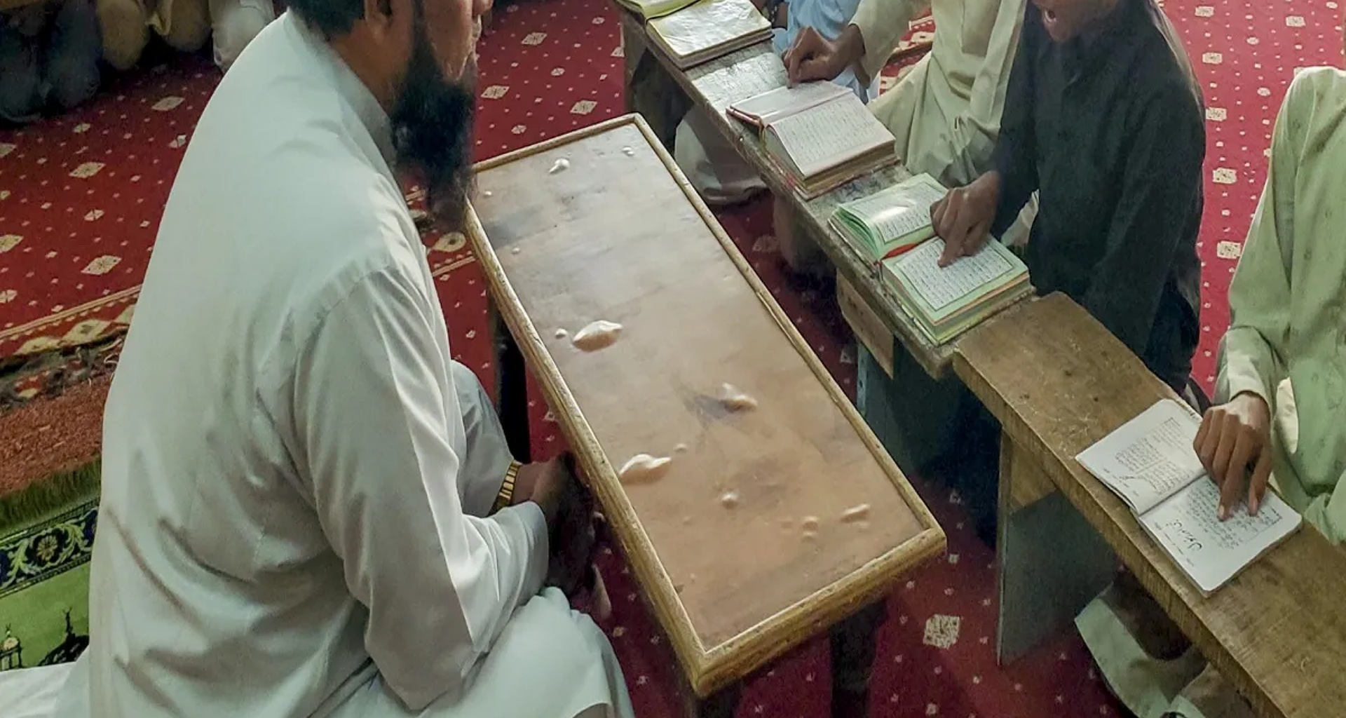 મધ્યપ્રદેશમાં 556 હિન્દુ બાળકોને કુરાન કેમ શીખવવામાં આવે છે, જાણો કારણ...