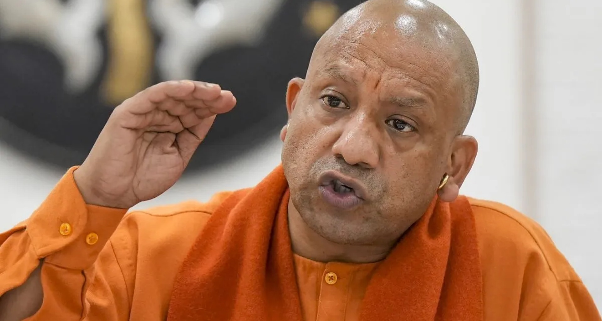 ગુપ્તચર તંત્ર અને પોલીસને સતર્ક રાખો', દિવાળીને લઈને સીએમ યોગીએ અધિકારીઓને કડક સૂચના આપી