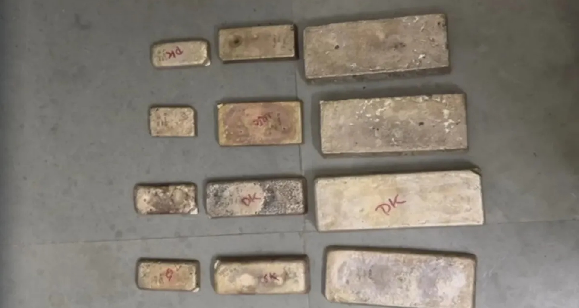 કોટામાં 49 કિલો ચાંદી જપ્ત; કારમાંથી 1.40 કરોડ રૂપિયાના સિક્કા મળી આવતા પોલીસ દંગ રહી ગઈ