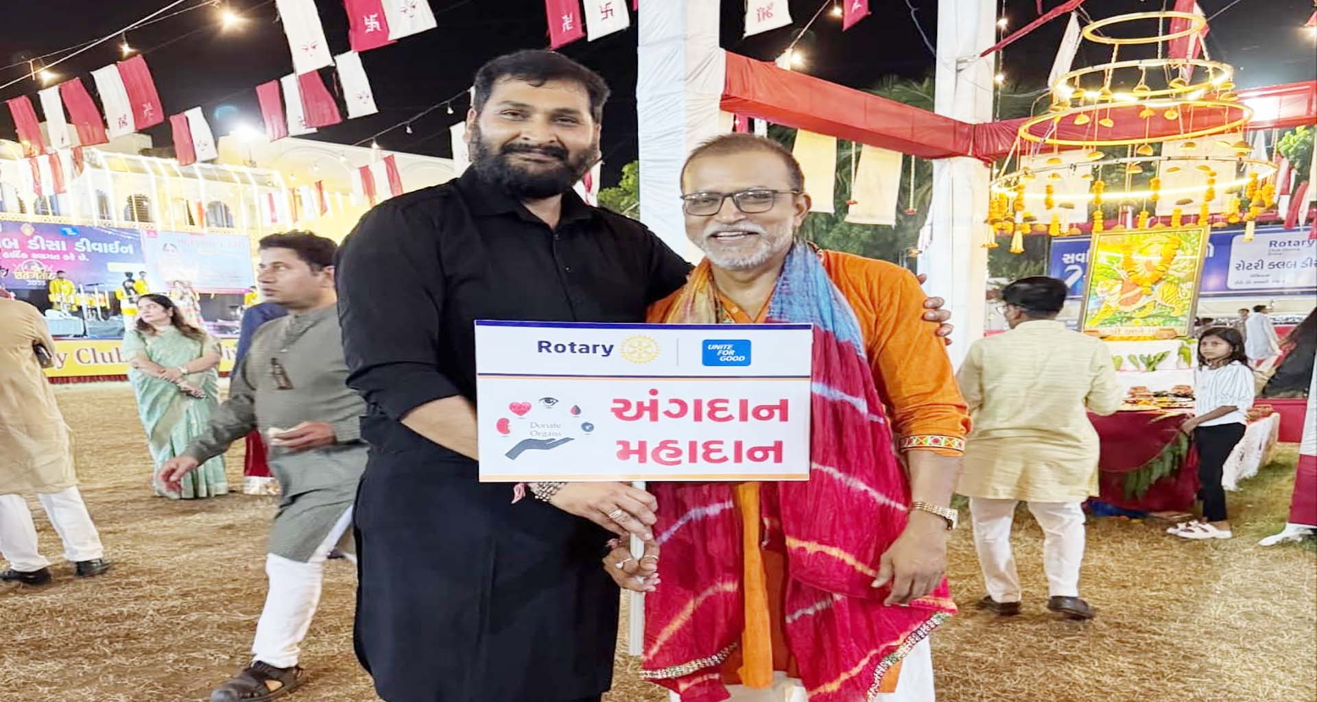 ડીસાના તબીબની અનોખી પહેલ : નવરાત્રી પર્વમા અંગદાનનો સંદેશ ફેલાવ્યો