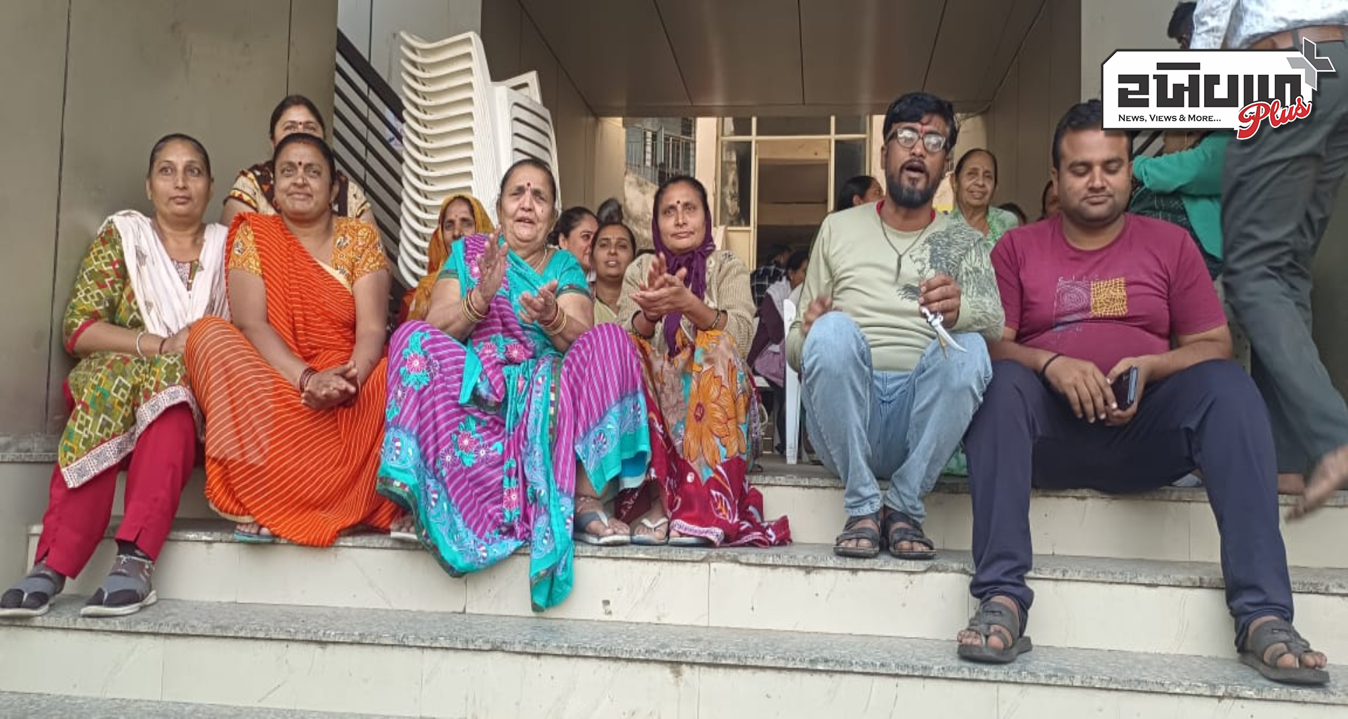 ડીસા પાલિકામાં સ્થાનિક રહીશોનું વિરોધ પ્રદર્શન: વોર્ડ નં.4 અને 5 માં ભર શિયાળે પીવાના પાણીની વિકટ સમસ્યા