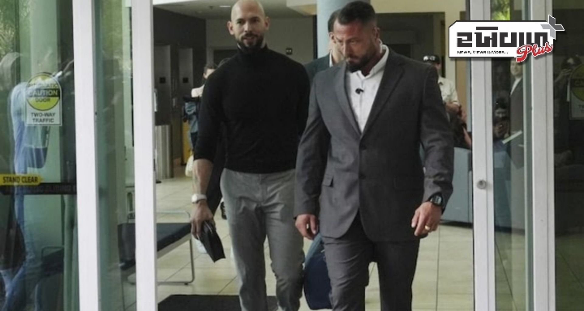 એન્ડ્રુ ટેટ ફ્લોરિડા પહોંચ્યા; રોન ડીસેન્ટિસ કહ્યું 'સ્વાગત ન કર્યું'