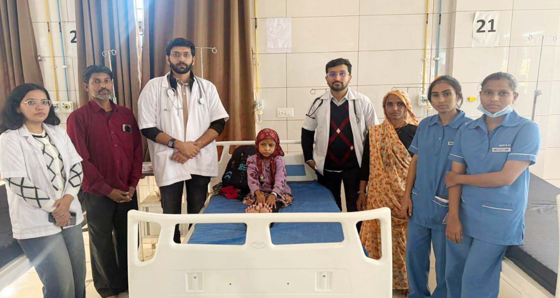 બનાસ સિવિલ હોસ્પિટલમાં સિસ્ટેમિક લુપસ એરીથેમેટોસસ જેવી ગંભીર બીમારીની સફળ સારવાર