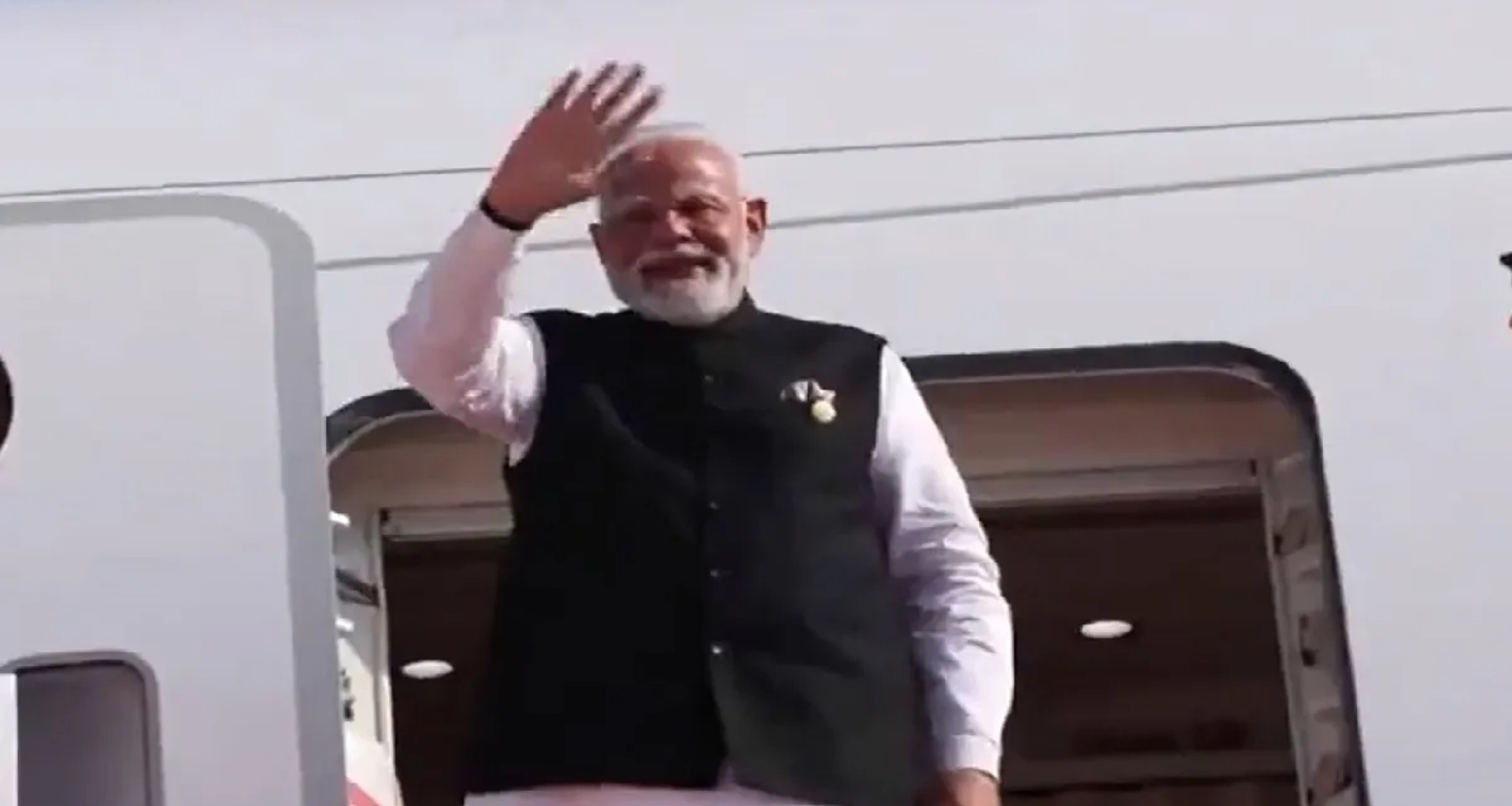 SCO સમિટમાં હાજરી આપ્યા બાદ પીએમ મોદી ચીનથી ભારત જવા રવાના થયા