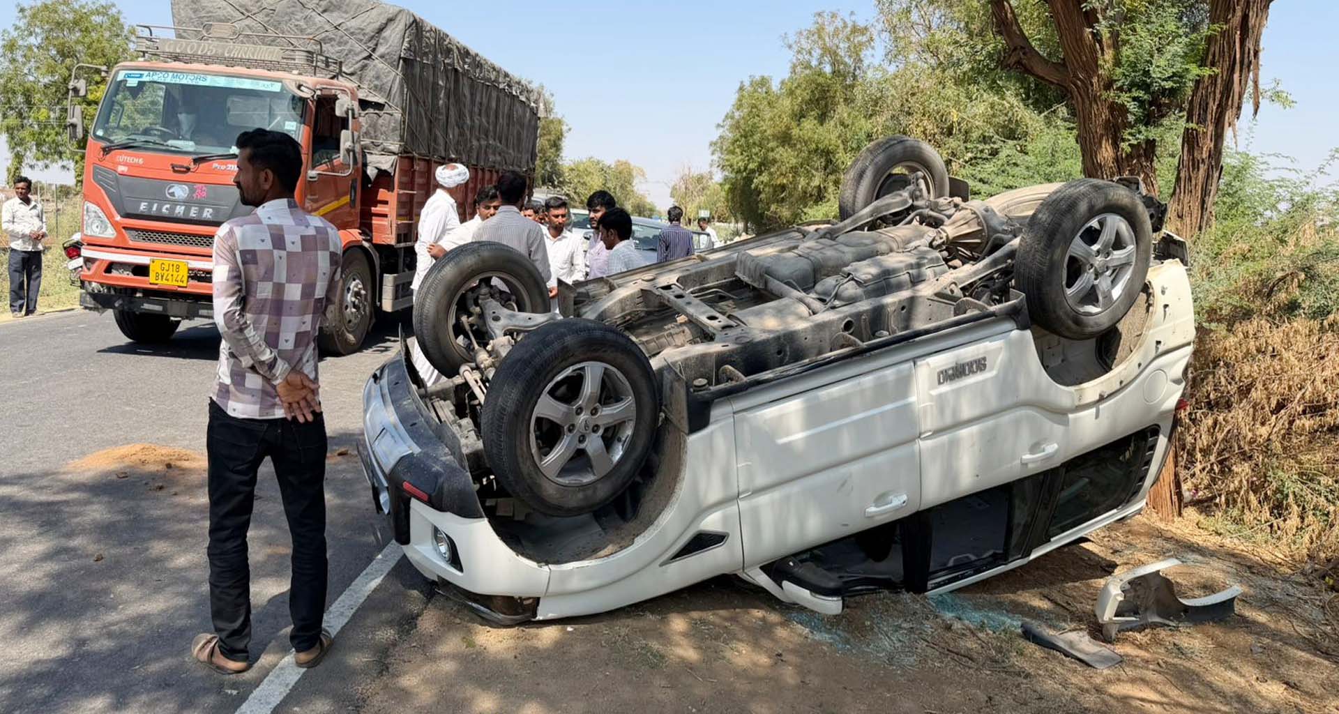 કૂચાવાડા–દાંતીવાડા રોડ પર સ્કોર્પિયો ગાડી અકસ્માતગ્રસ્ત; તમામ વ્યક્તિઓનો આબાદ બચાવ