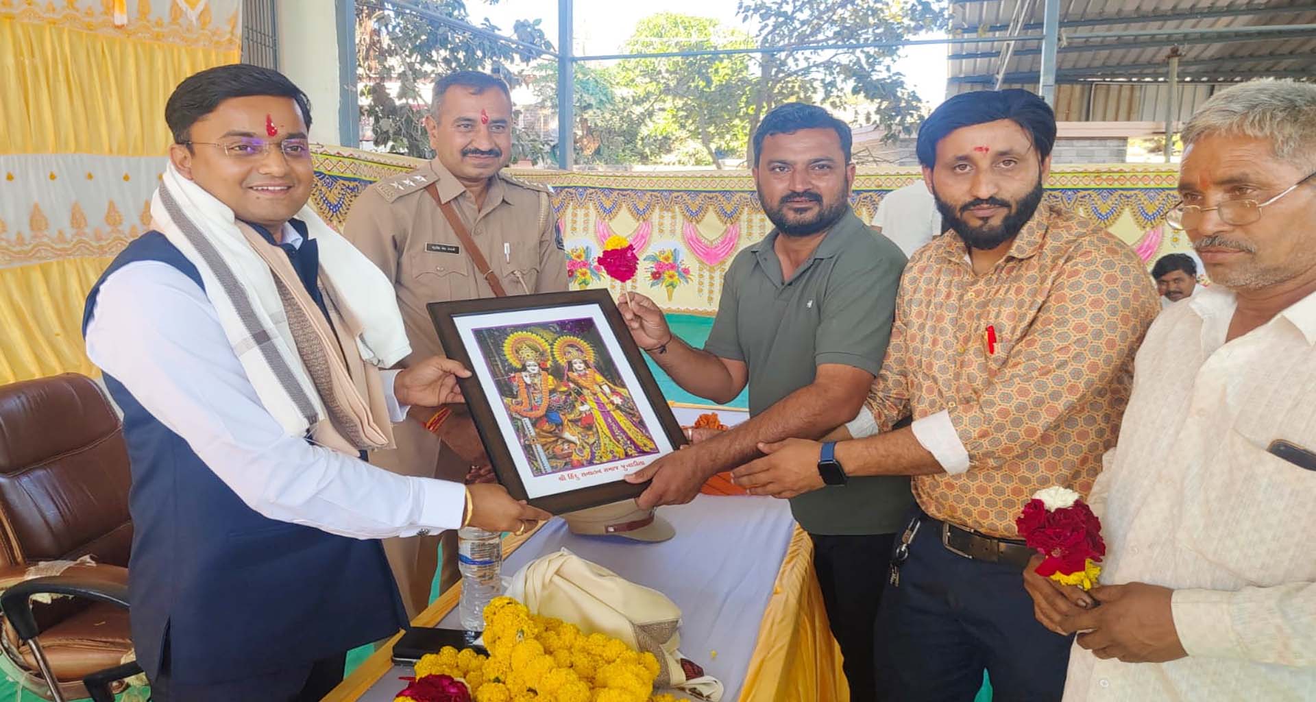 ડીસા રૂરલ વિસ્તારના ગામોમાં જિલ્લા પોલીસ વડાનો લોક સંવાદ યોજાયો