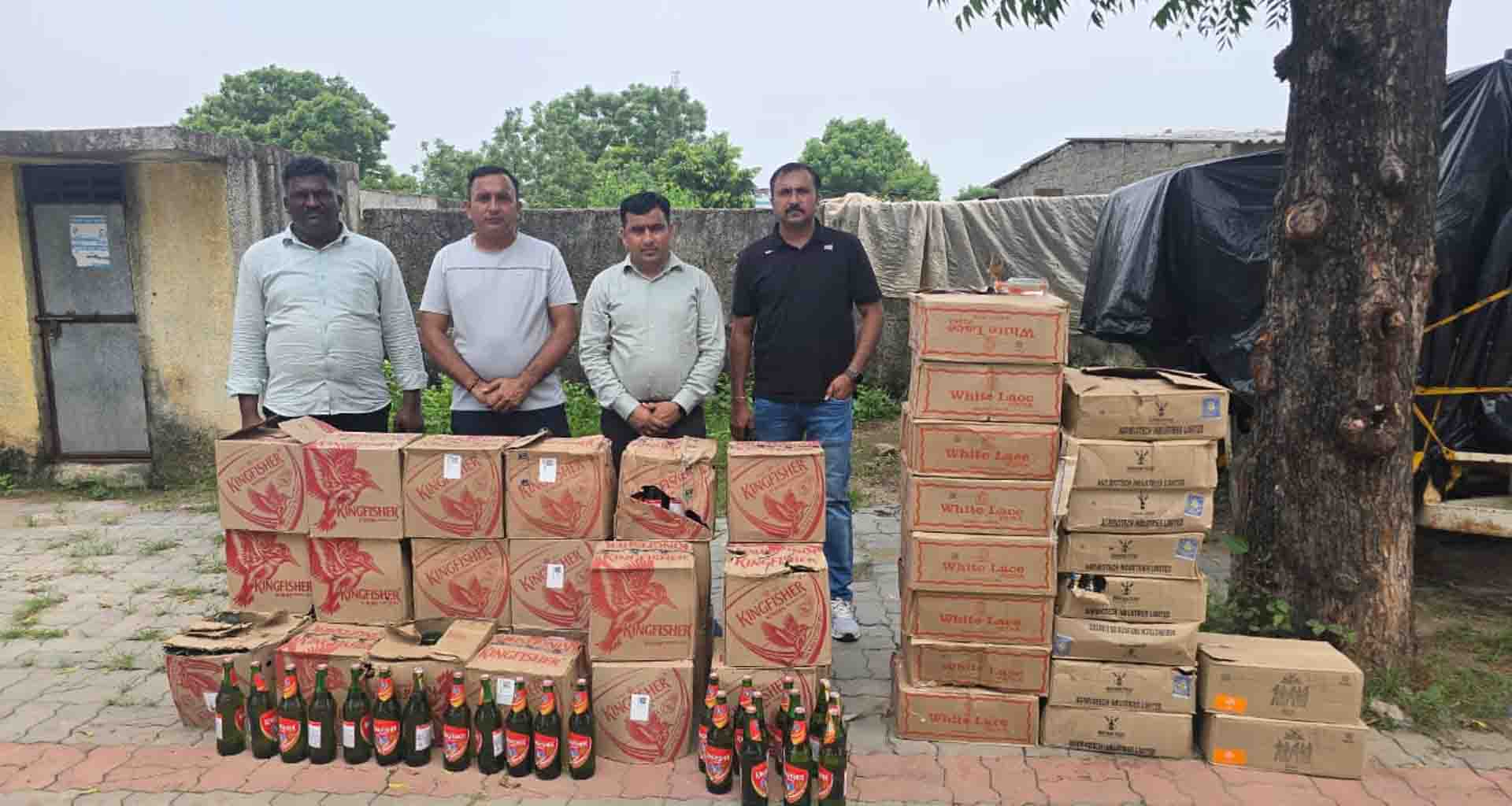 બનાસકાંઠા એલસીબી પોલીસે દાંતા નજીક થી દારૂનો જથ્થો ઝડપી પાડ્યો