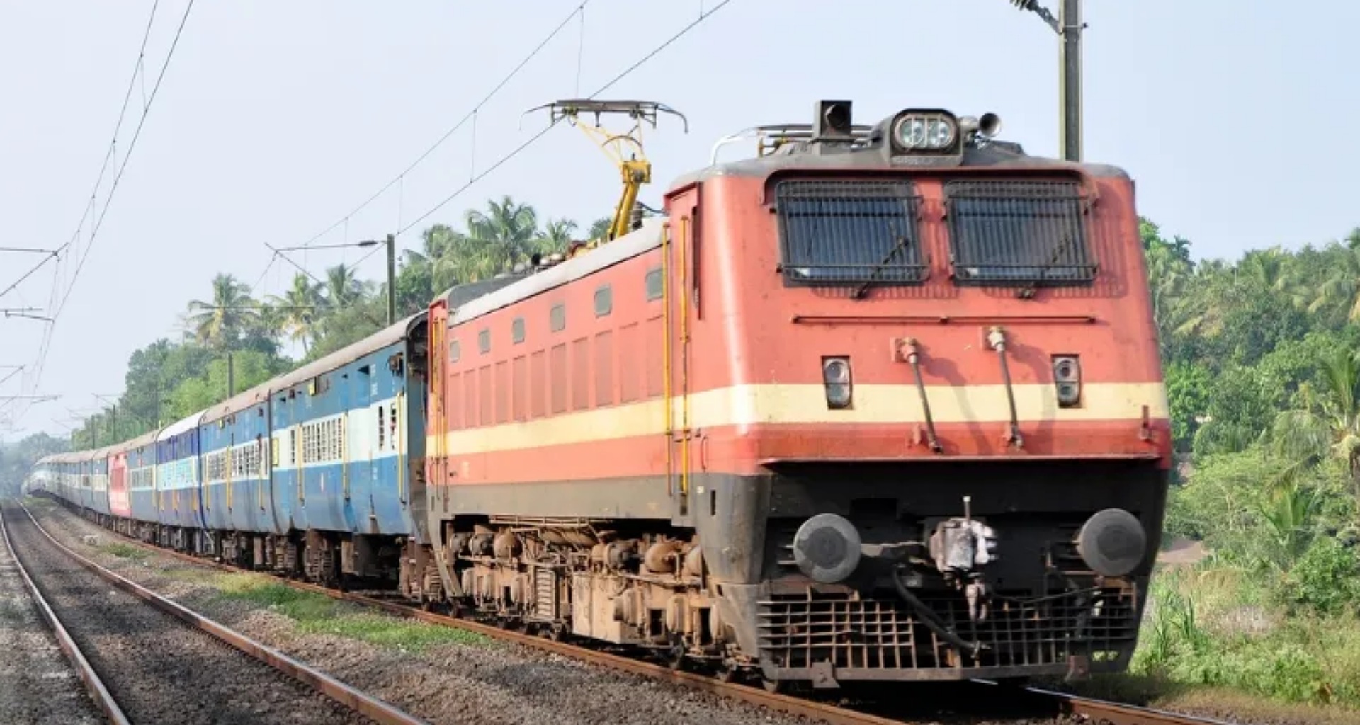 દિલ્હીથી મુંબઈ, દિલ્હીથી પટના... ટ્રેન મુસાફરી થશે મોંઘી? રેલ્વે ટિકિટના નવા ભાવ આજથી લાગુ