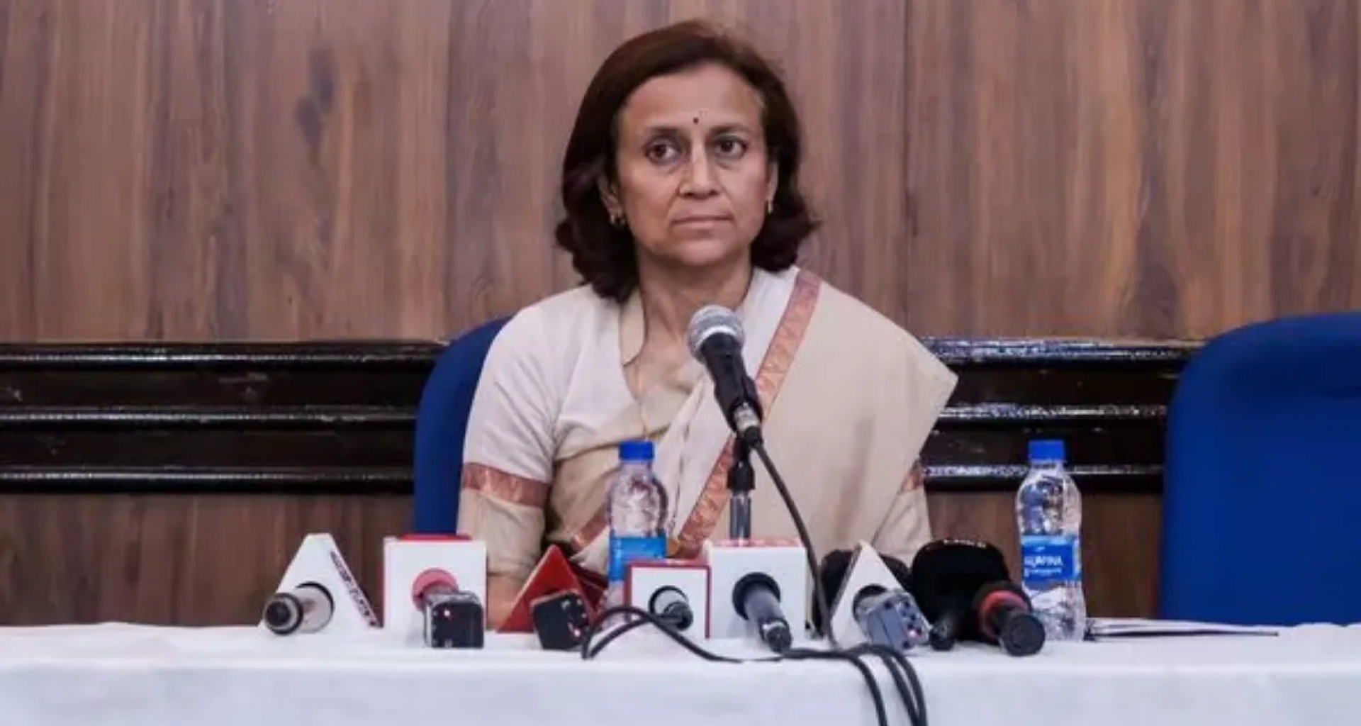 સોનમ વાંગચુકની પત્ની ગીતાંજલિએ તેમની ધરપકડને ગેરકાયદેસર ગણાવીને તેમની મુક્તિ માટે સુપ્રીમ કોર્ટનો દરવાજો ખખડાવ્યો