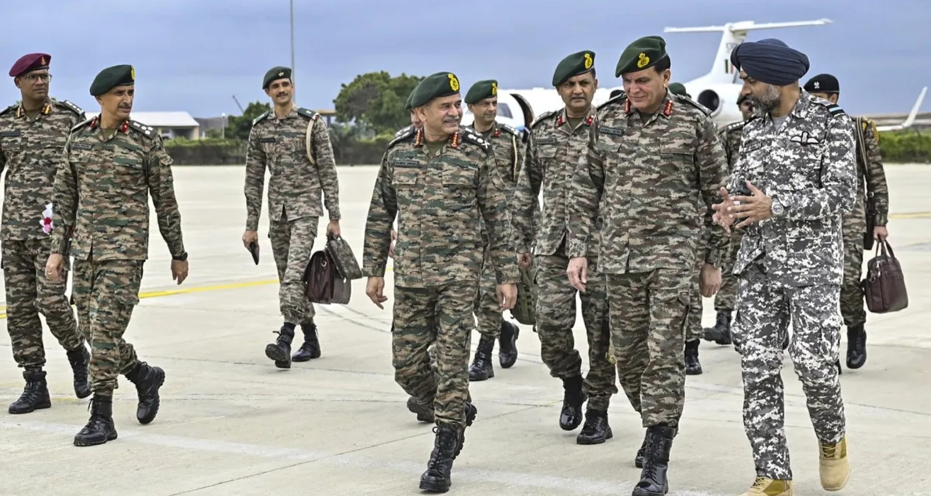 ઓપરેશન સિંદૂર-2 માં અમે પાકિસ્તાનનો ભૂગોળ બદલી નાખીશું," આર્મી ચીફે પાકિસ્તાનને મોટી ચેતવણી આપી