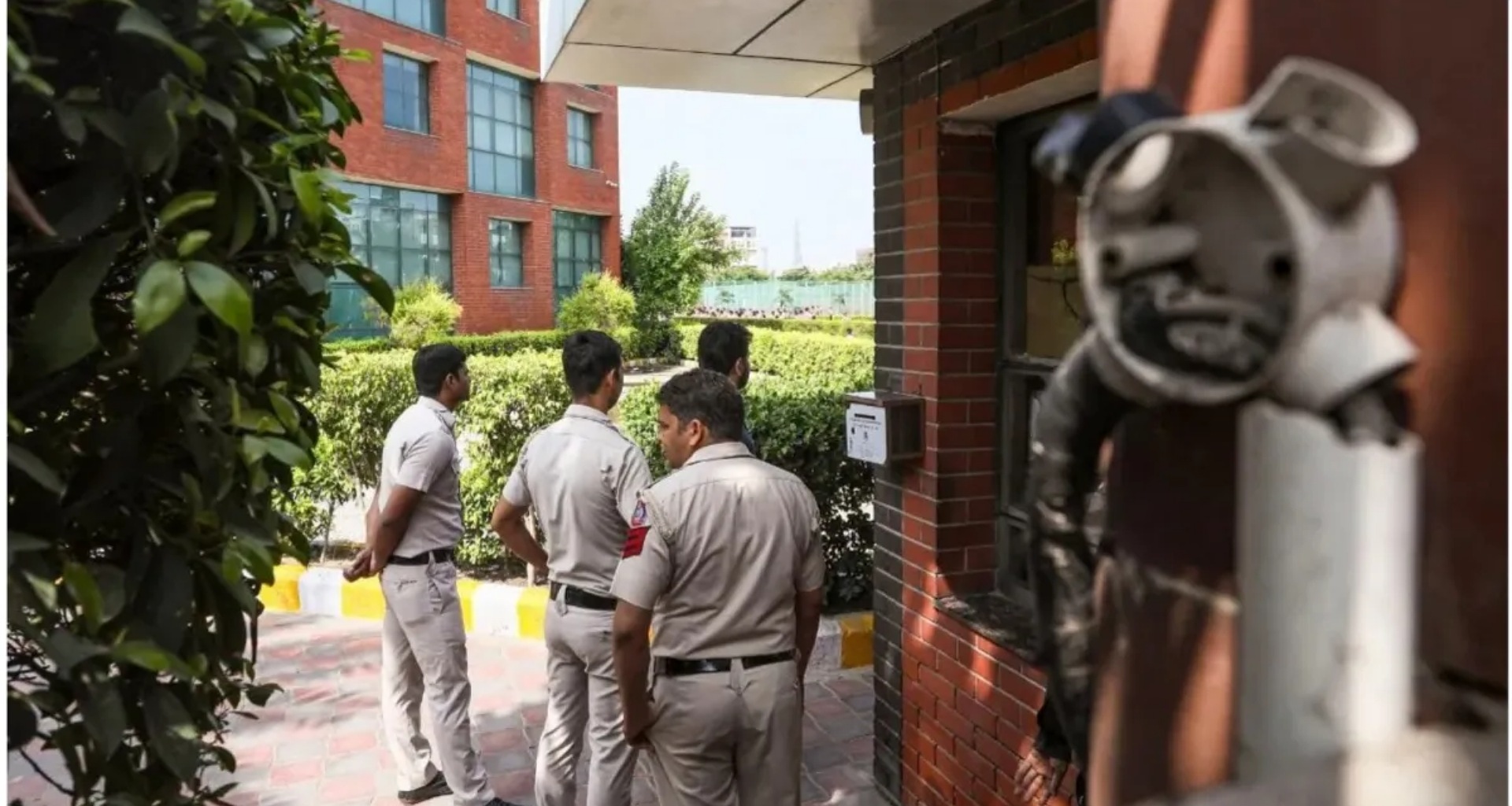 મુંબઈ ક્રાઈમ બ્રાન્ચે હરિયાણાથી ગેંગસ્ટરોની ધરપકડ કરી, 5 પિસ્તોલ અને 51 કારતૂસ જપ્ત કર્યા