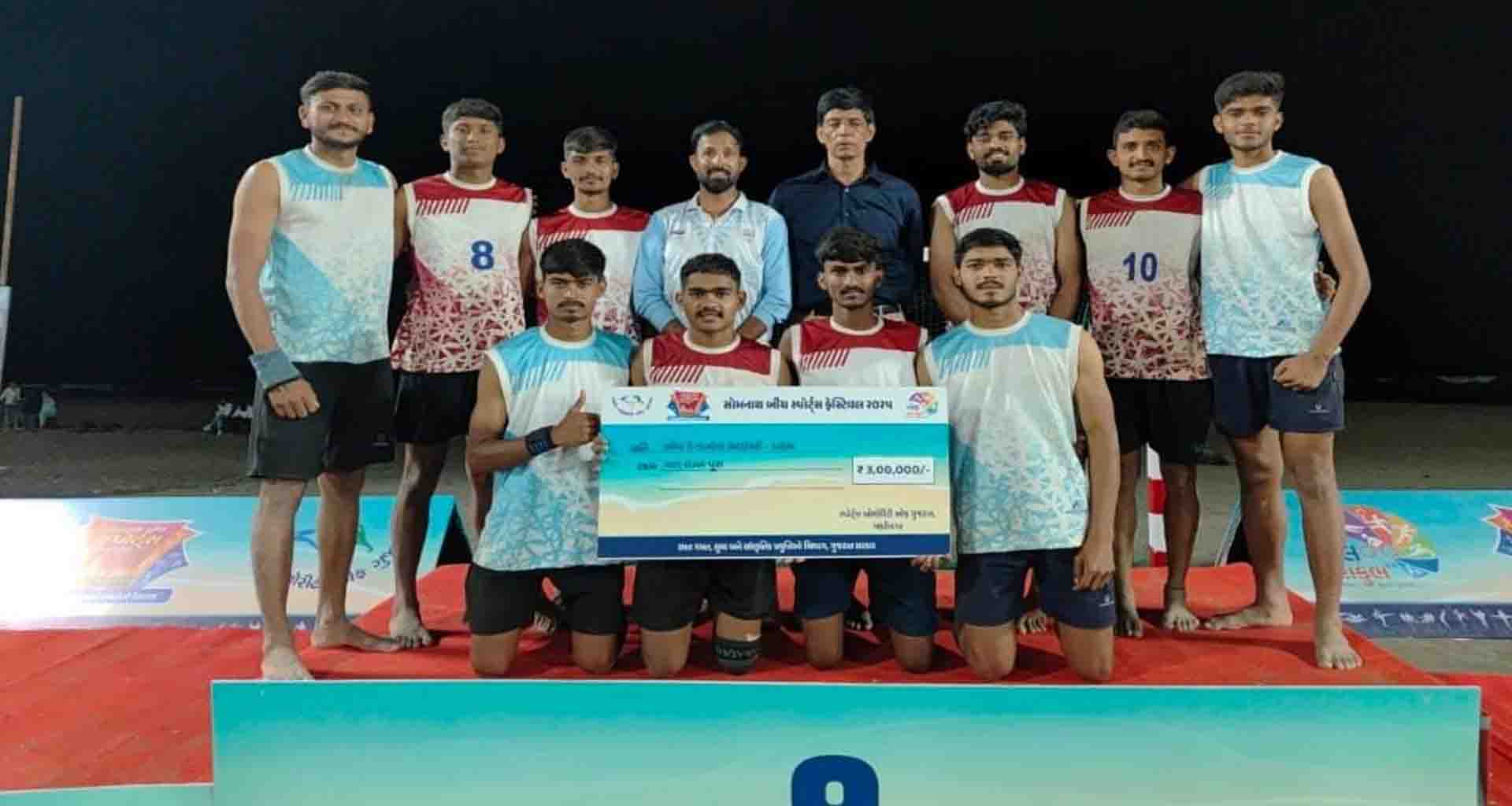 મહેસાણા જિલ્લા રમત સંકુલની ટીમ બીચ હેન્ડબોલ રમતમાં સમગ્ર ગુજરાત રાજયમાં પ્રથમ સ્થાને વિજેતા