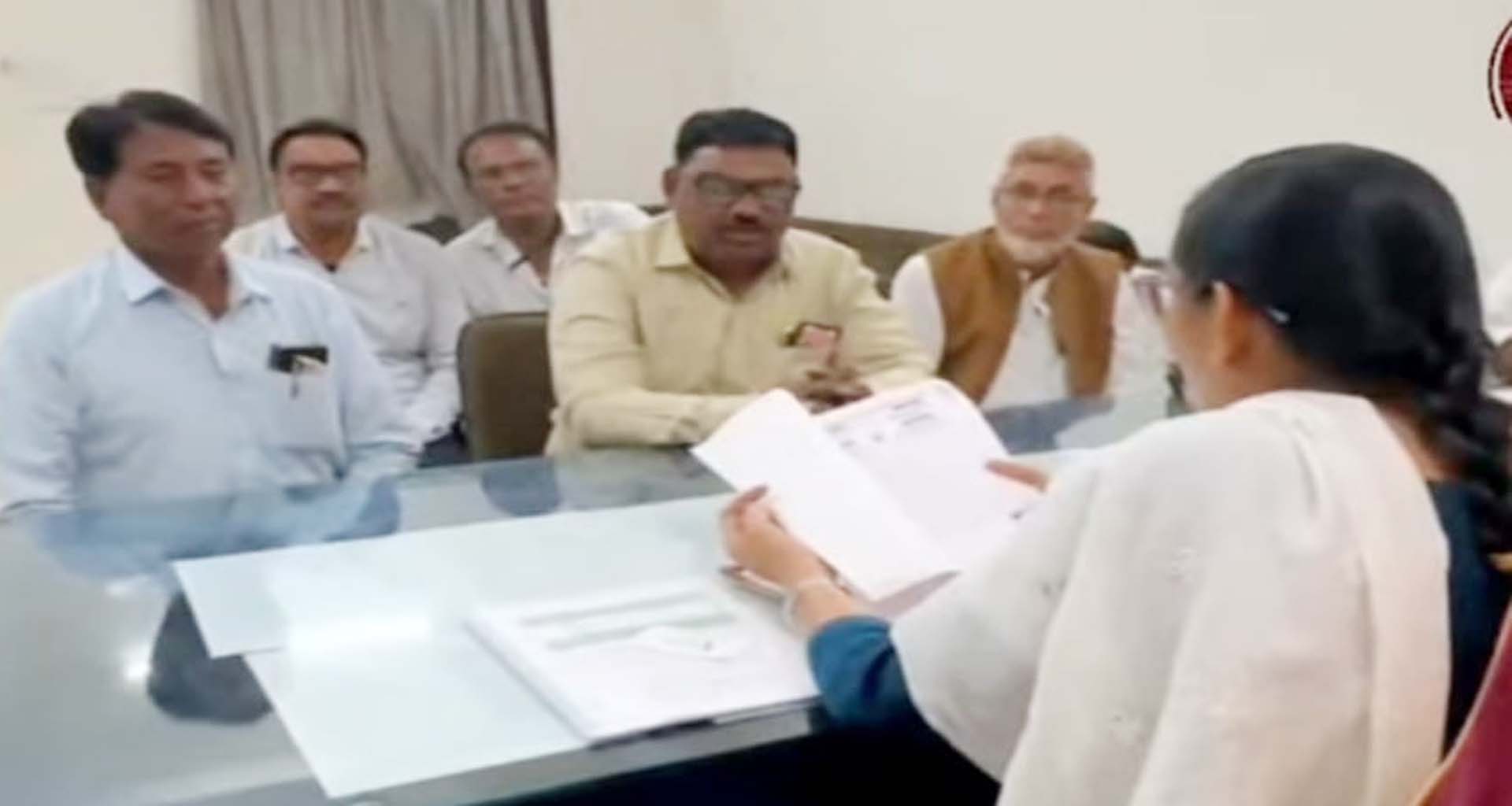 પાટણ નગરપાલિકામાં સફાઈ કામદારોનું મહેકમ વધારવા રજૂઆત કરાઈ