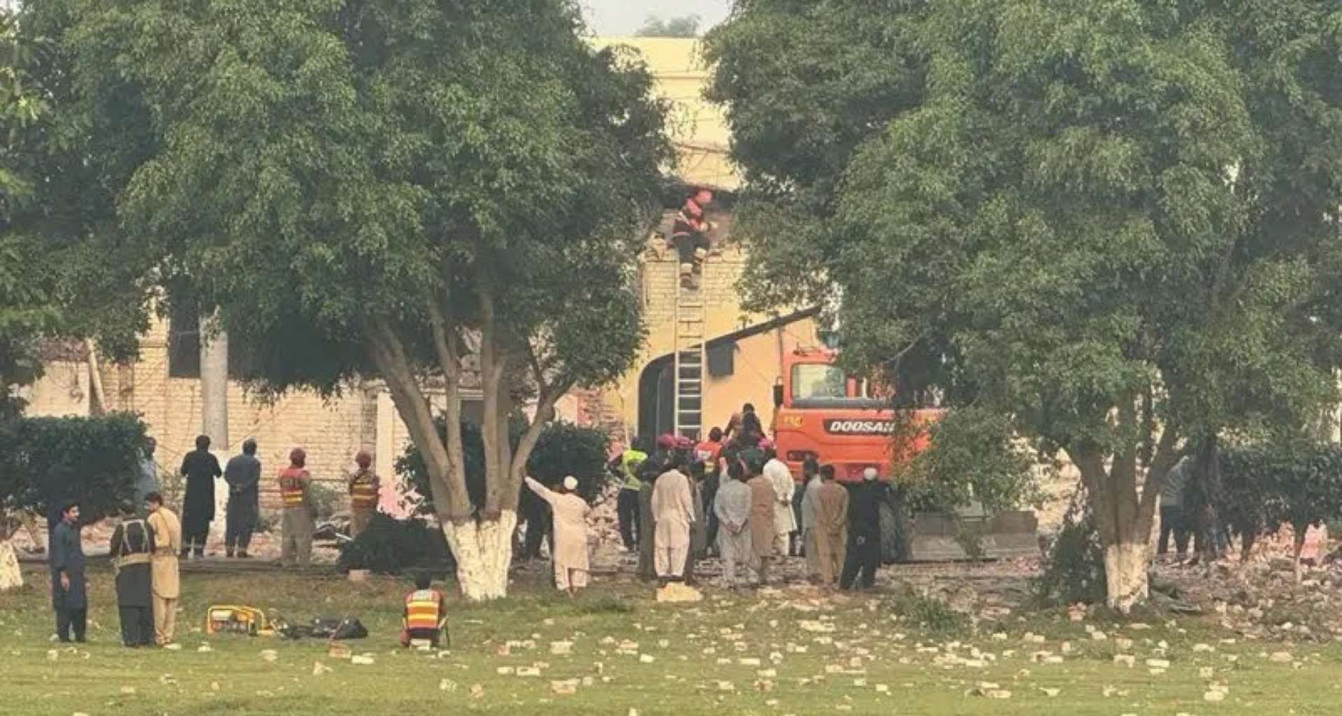 ભારતે પાકિસ્તાન અને પાકિસ્તાન પ્રશાસિત કાશ્મીર પર હુમલો કર્યો